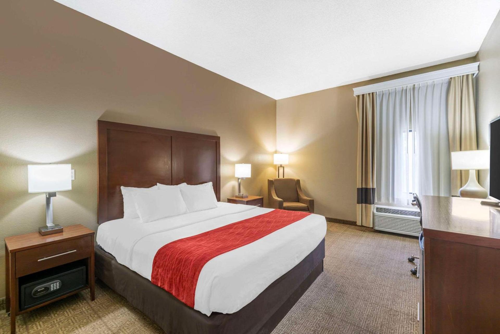 Comfort Inn Grain Valley - Kansas City photo 6