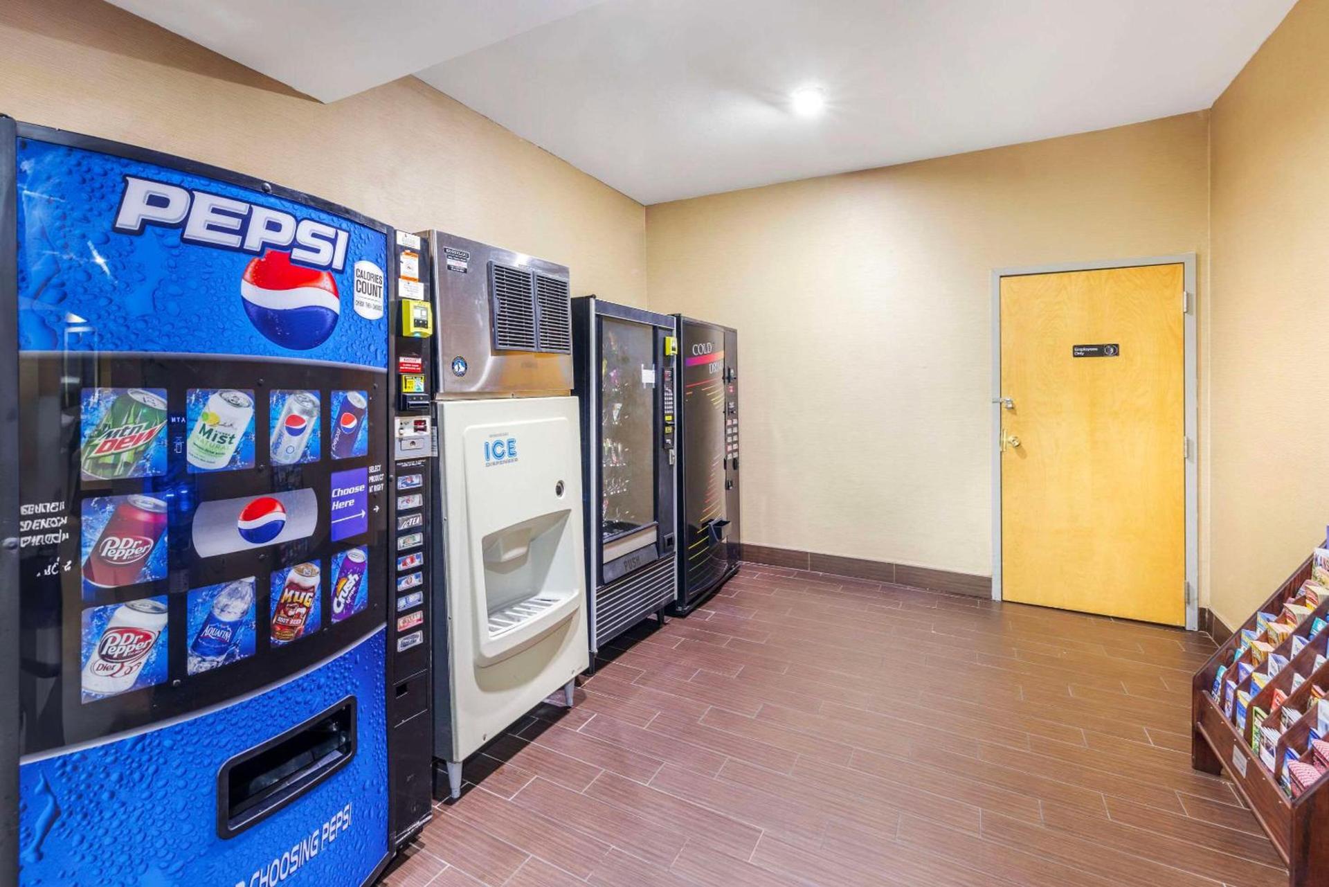 Comfort Inn Grain Valley - Kansas City photo 32