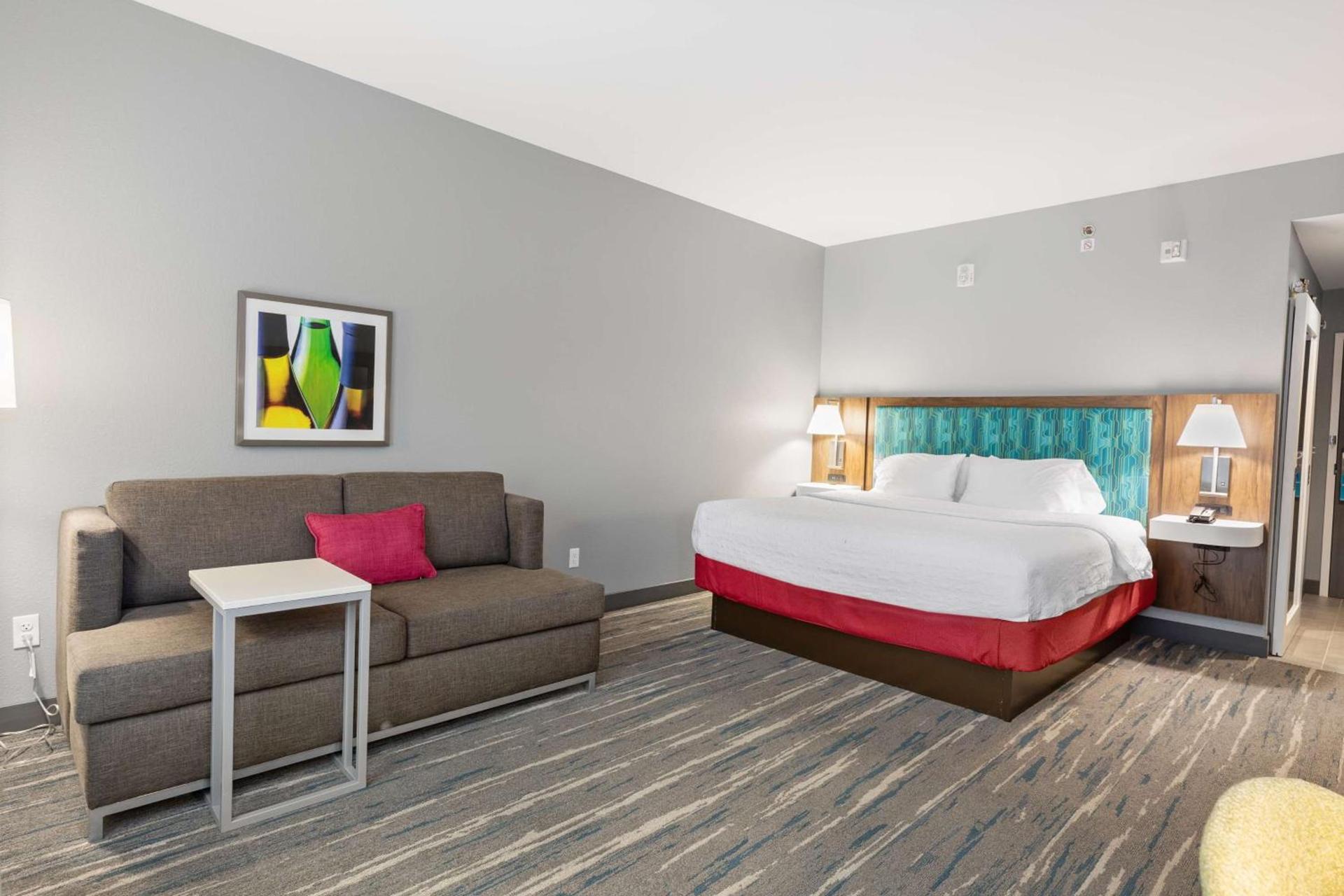 Hampton Inn Madison, OH photo 52