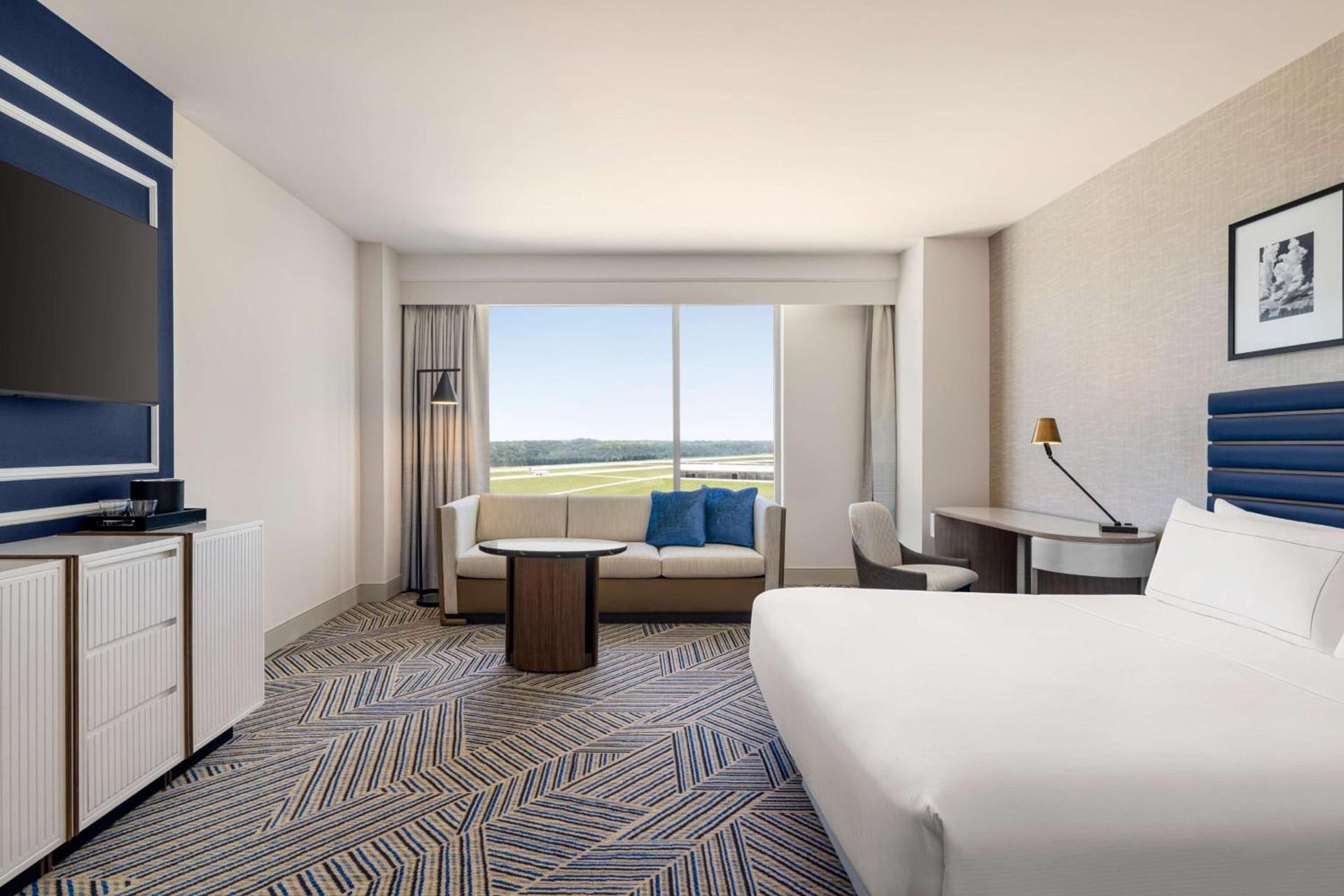 Hilton BNA Nashville Airport Terminal photo 32