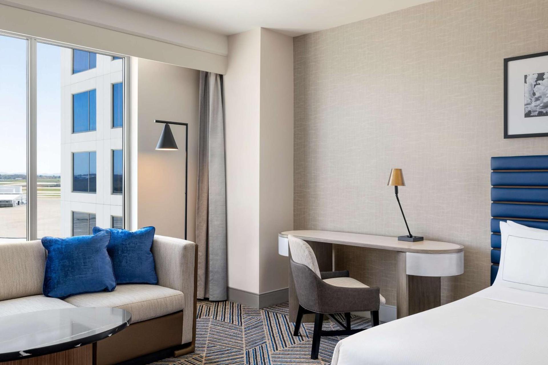 Hilton BNA Nashville Airport Terminal photo 34