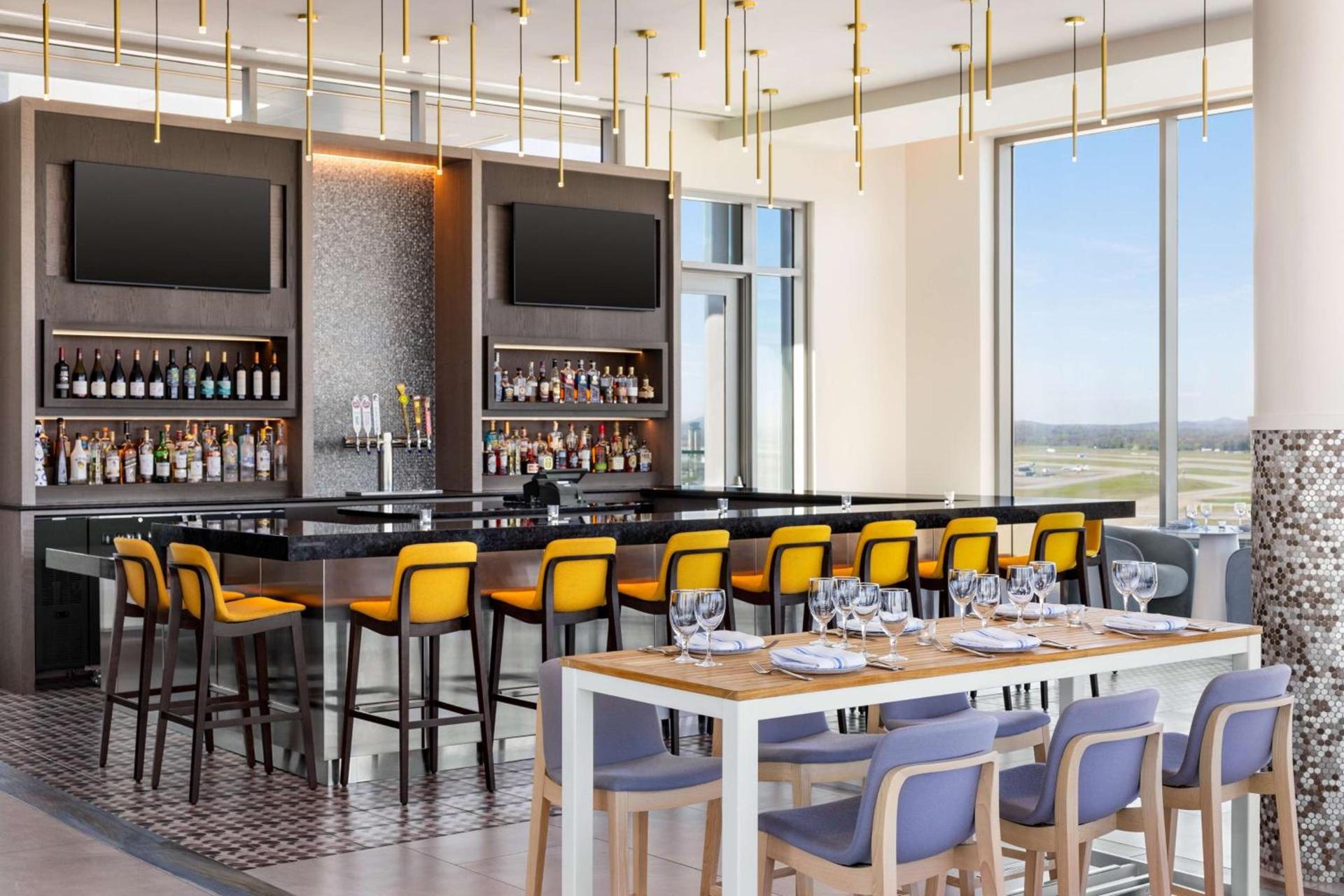 Hilton BNA Nashville Airport Terminal photo 56