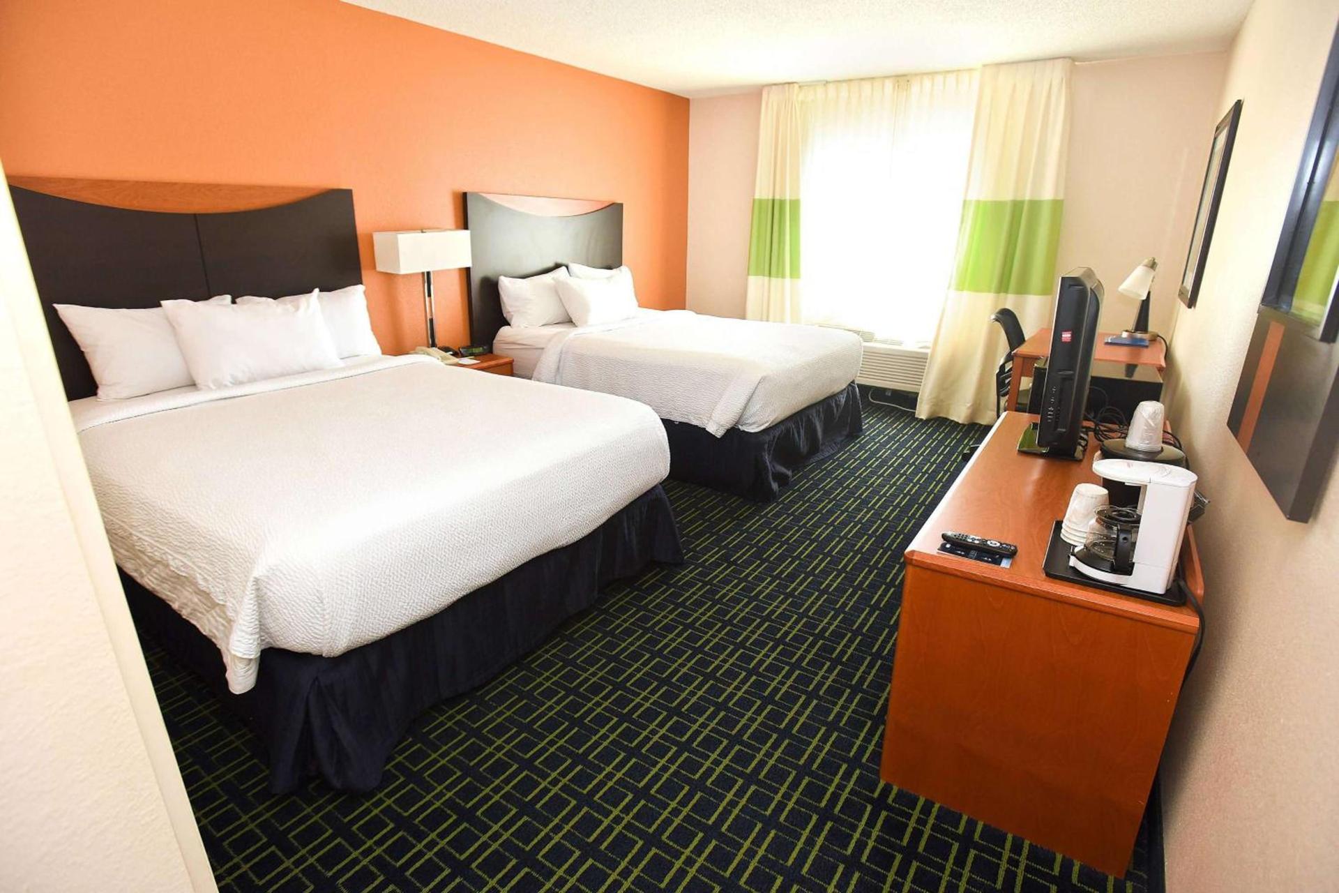 AmericInn by Wyndham Topeka photo 27