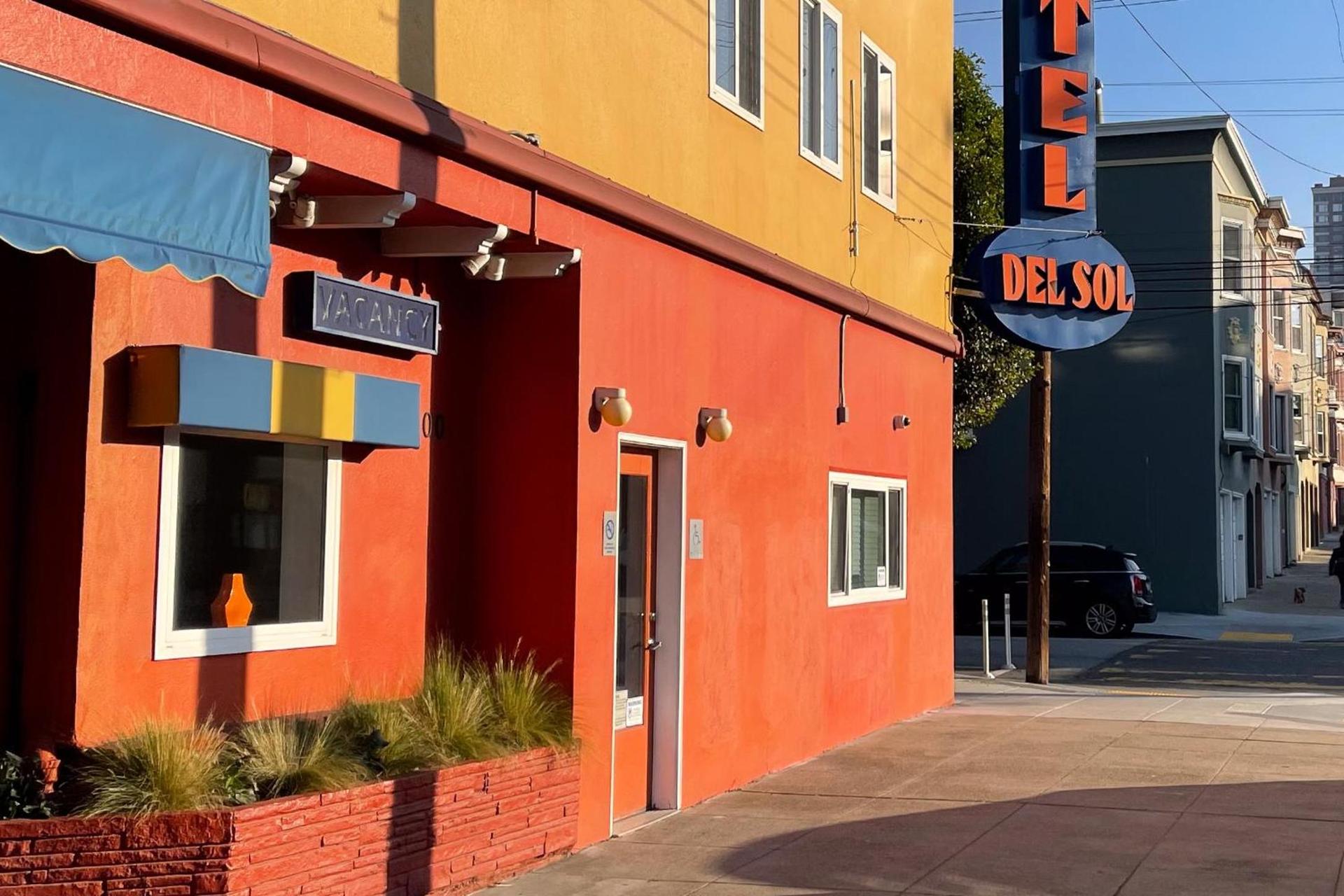Hotel Del Sol photo 1