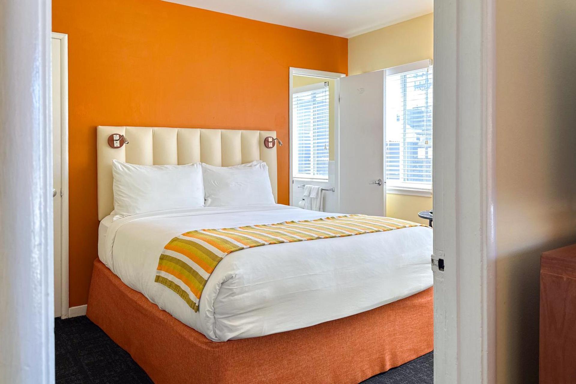 Hotel Del Sol photo 19