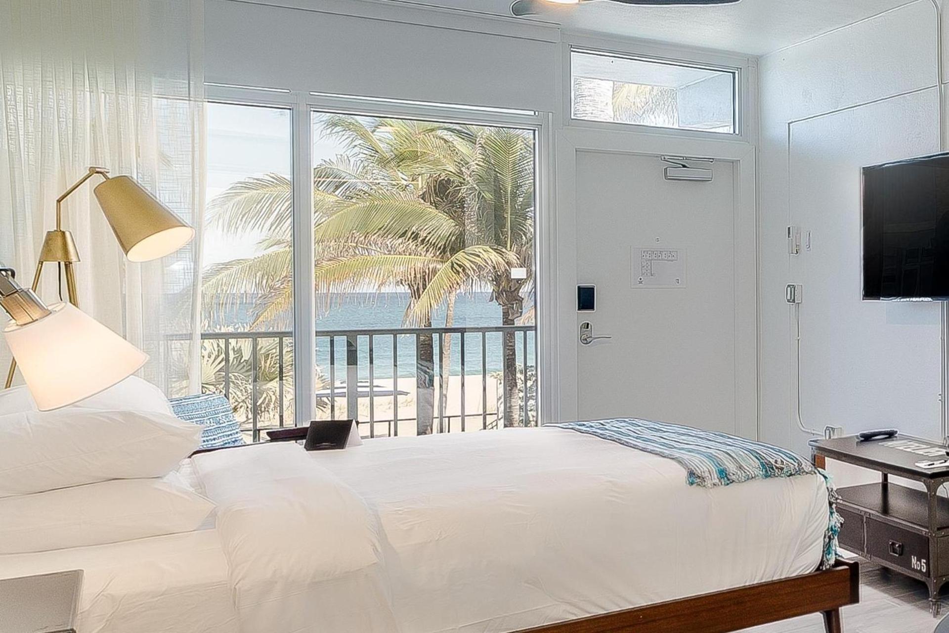 Plunge Beach Resort photo 64