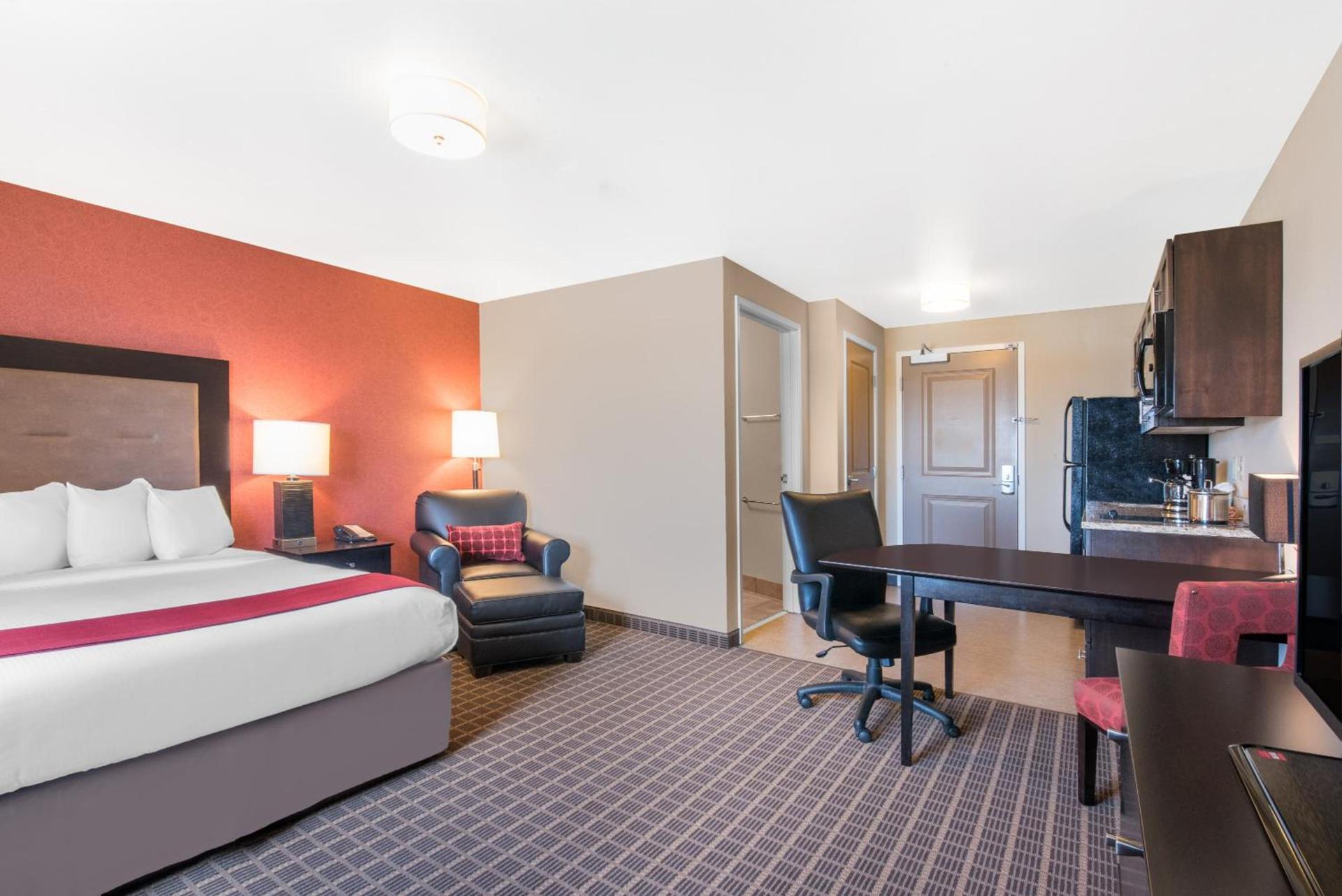 Hawthorn Extended Stay by Wyndham Dickinson photo 75