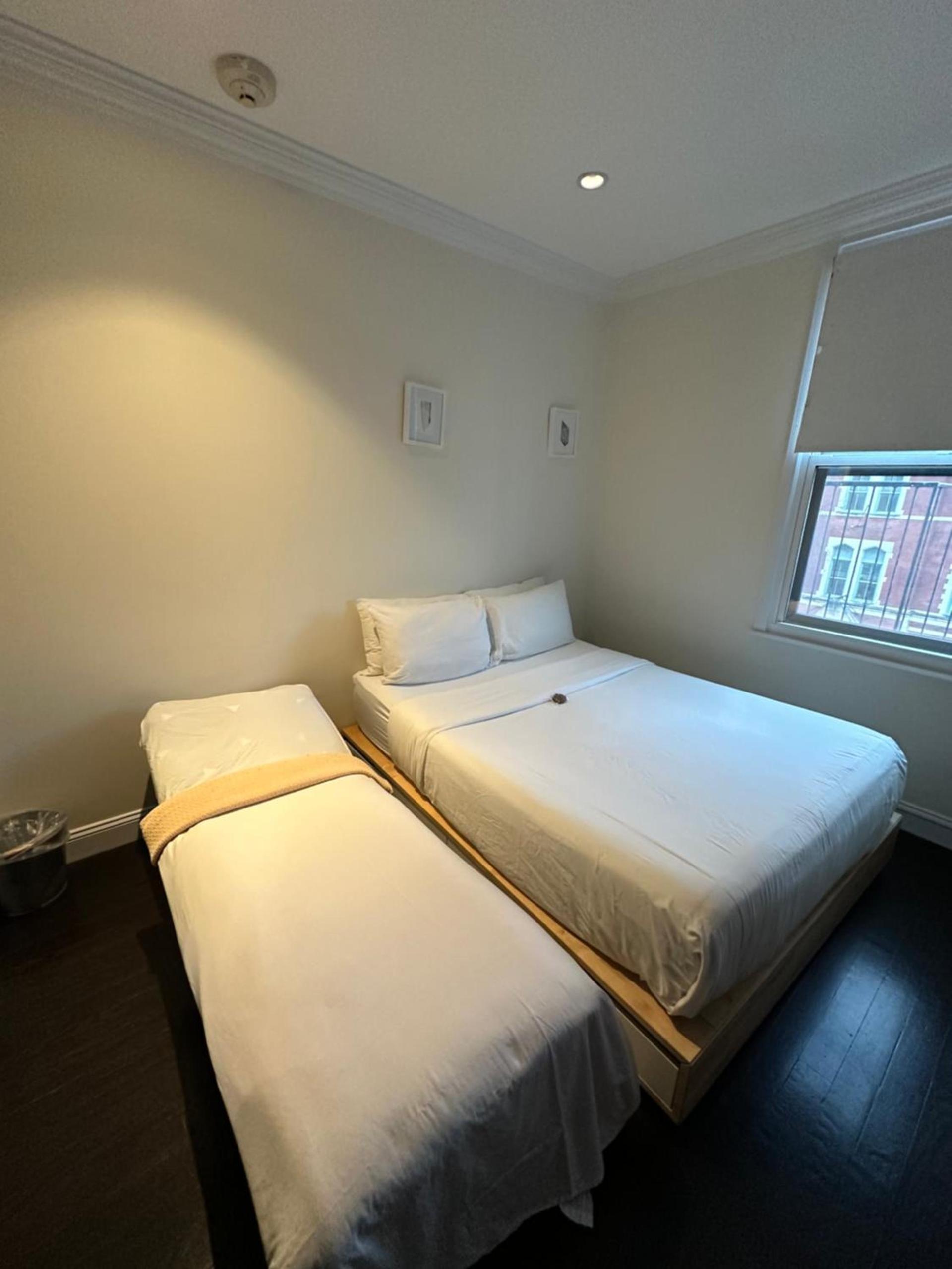 East Village Hotel photo 8
