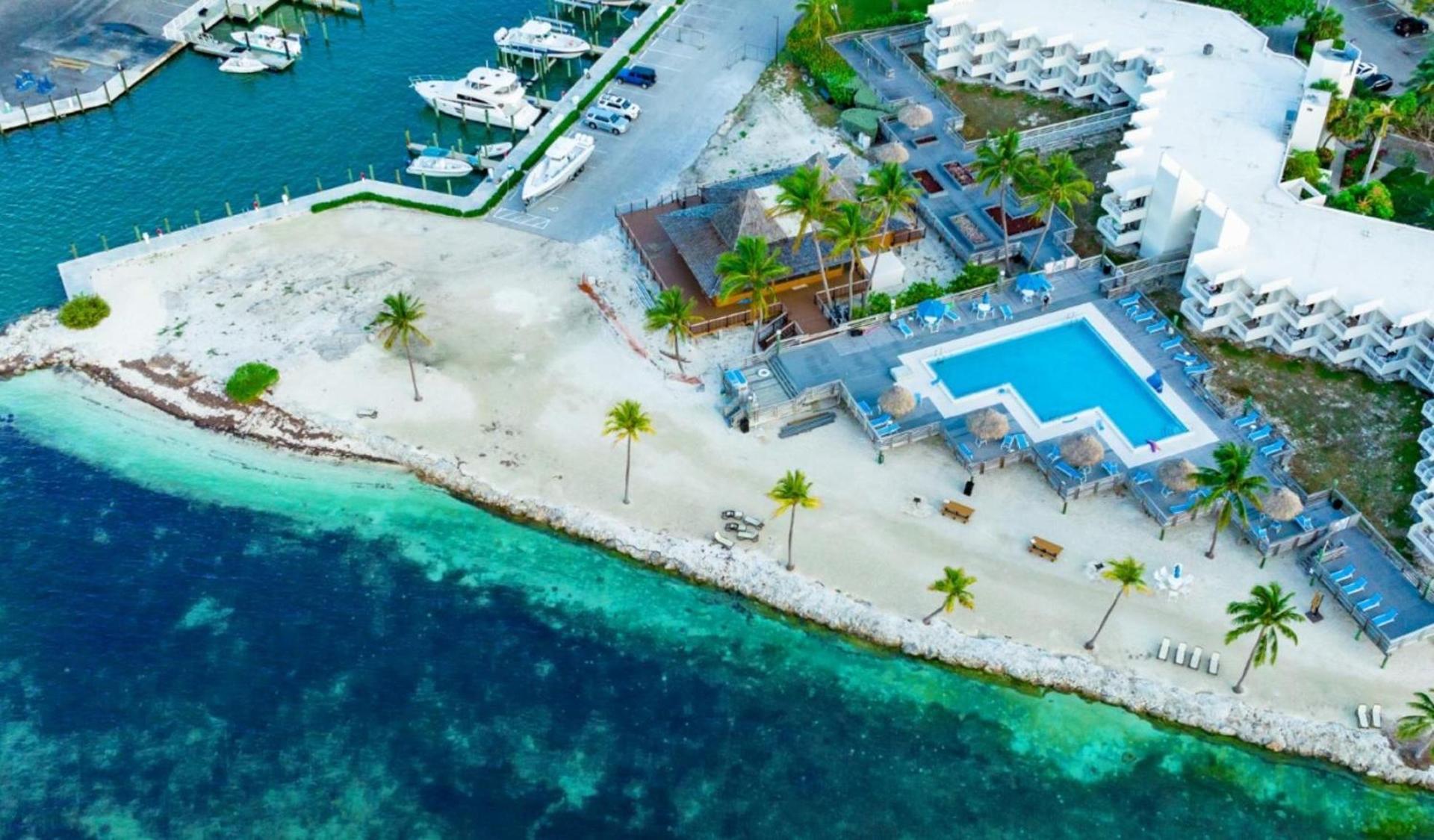 Caloosa Cove Resort by CoolVacay photo 16