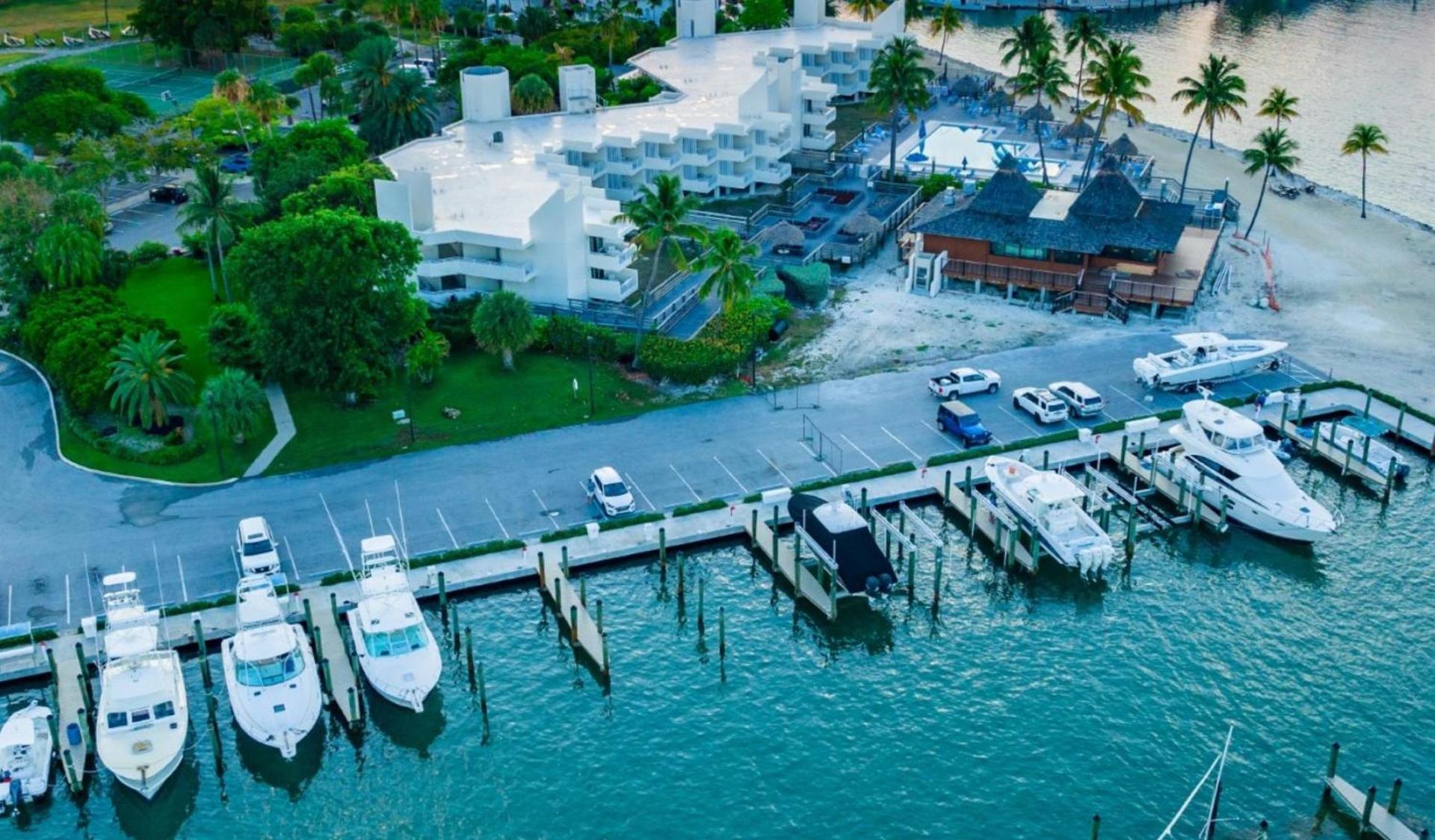 Caloosa Cove Resort by CoolVacay photo 19