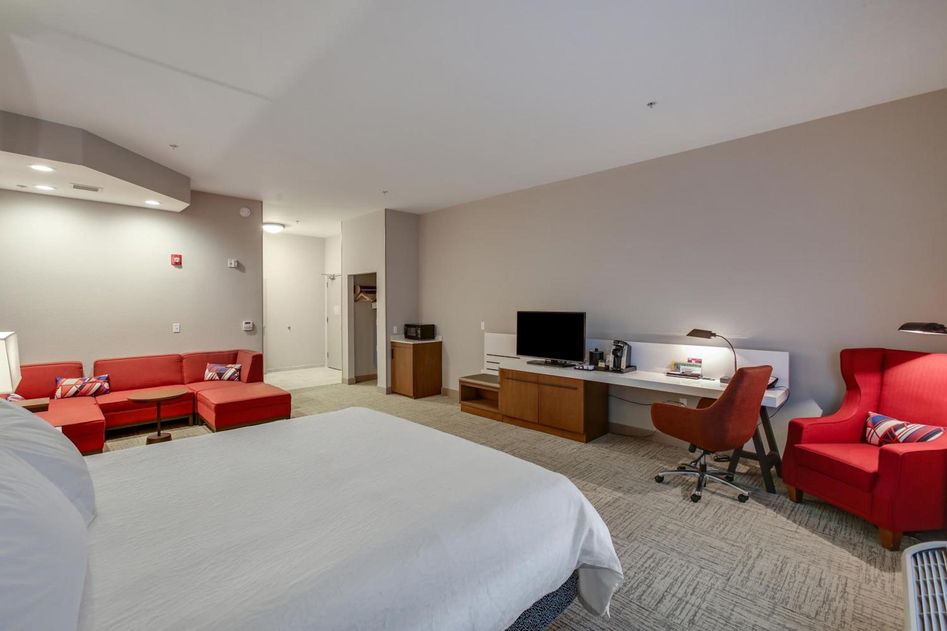 Hilton Garden Inn Ames photo 36