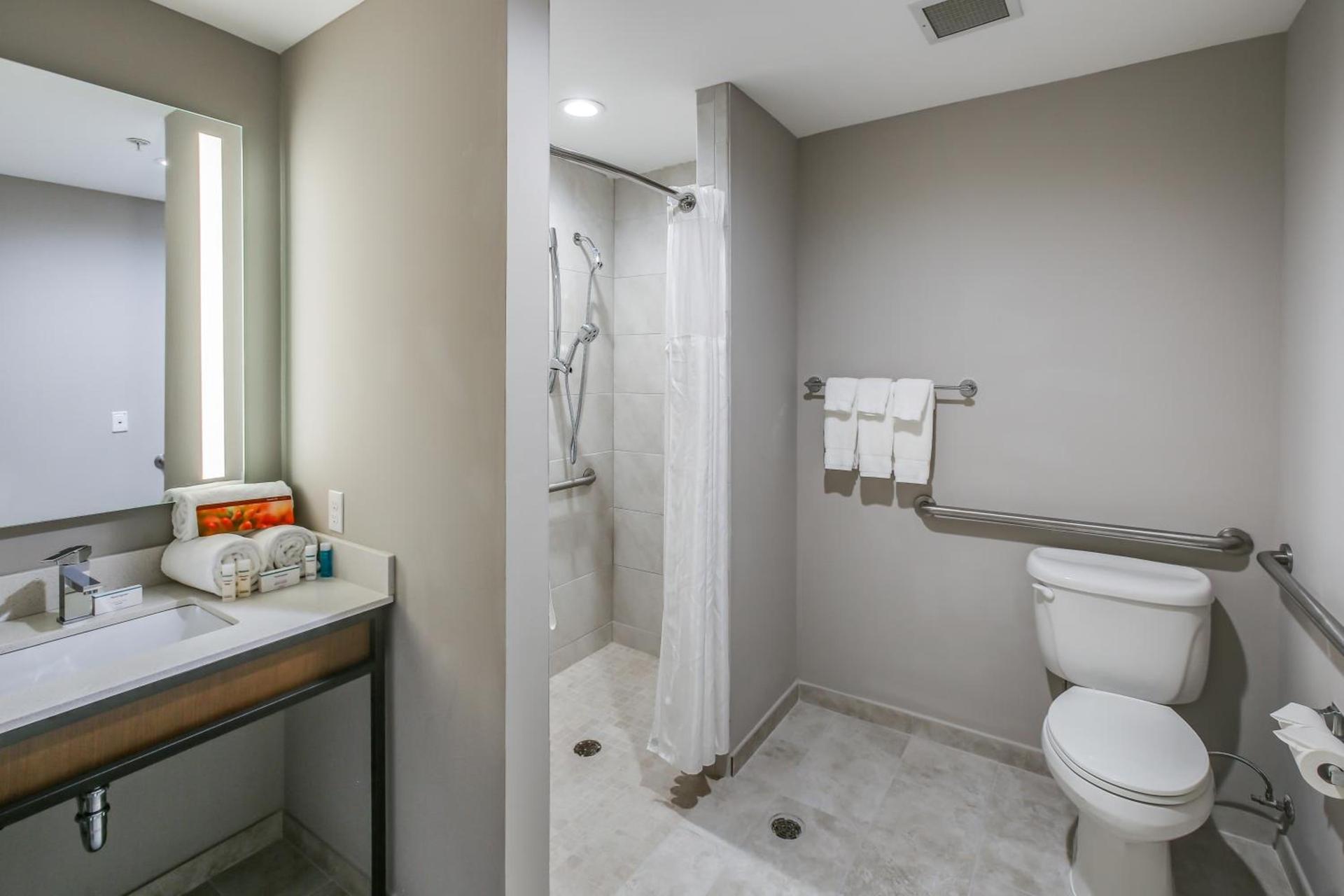 Hilton Garden Inn Ames photo 37