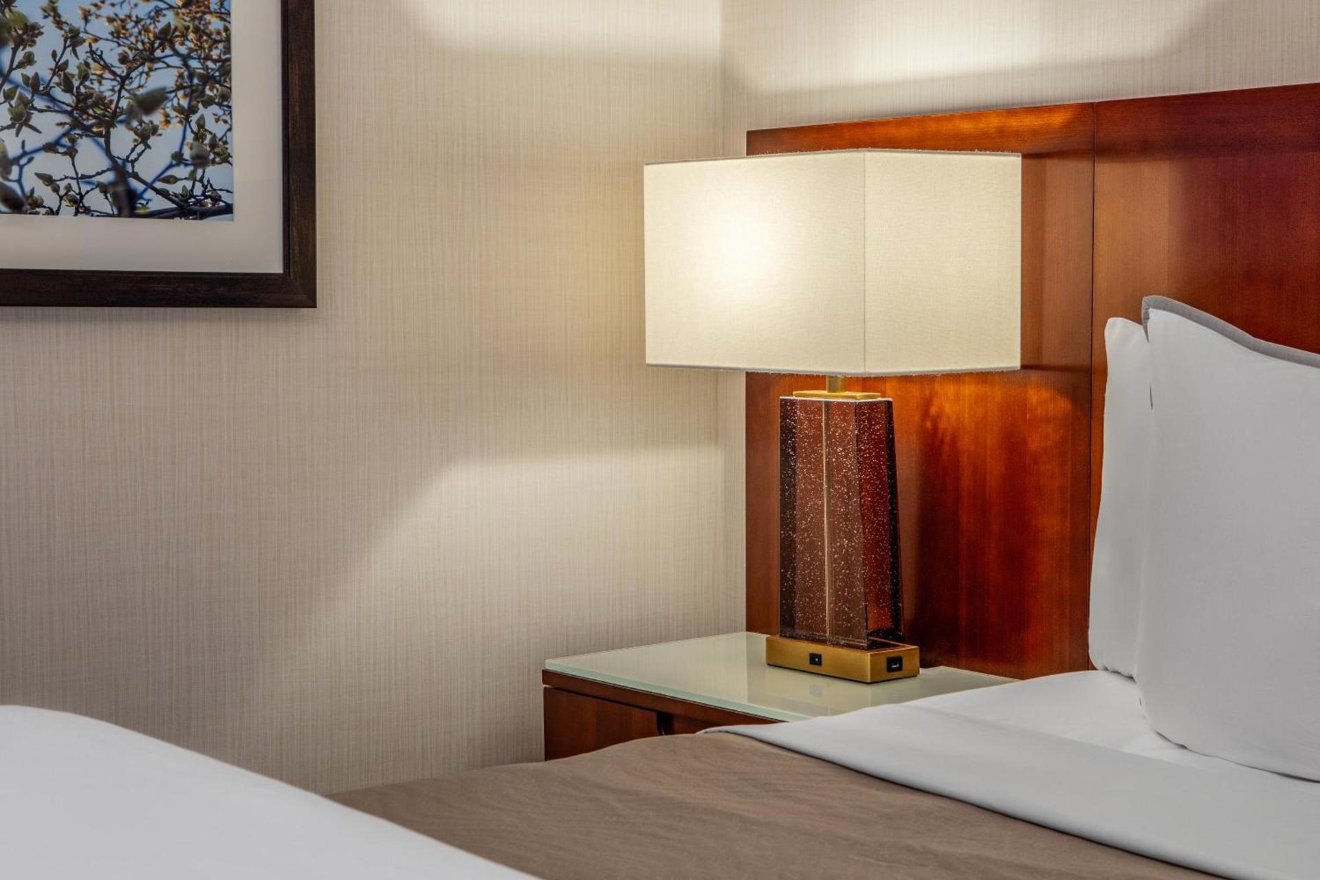 The Westin Boston Seaport District photo 3