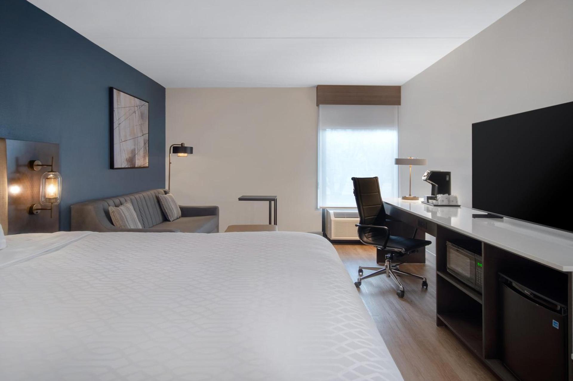 Best Western Plus Meadowlands photo 33