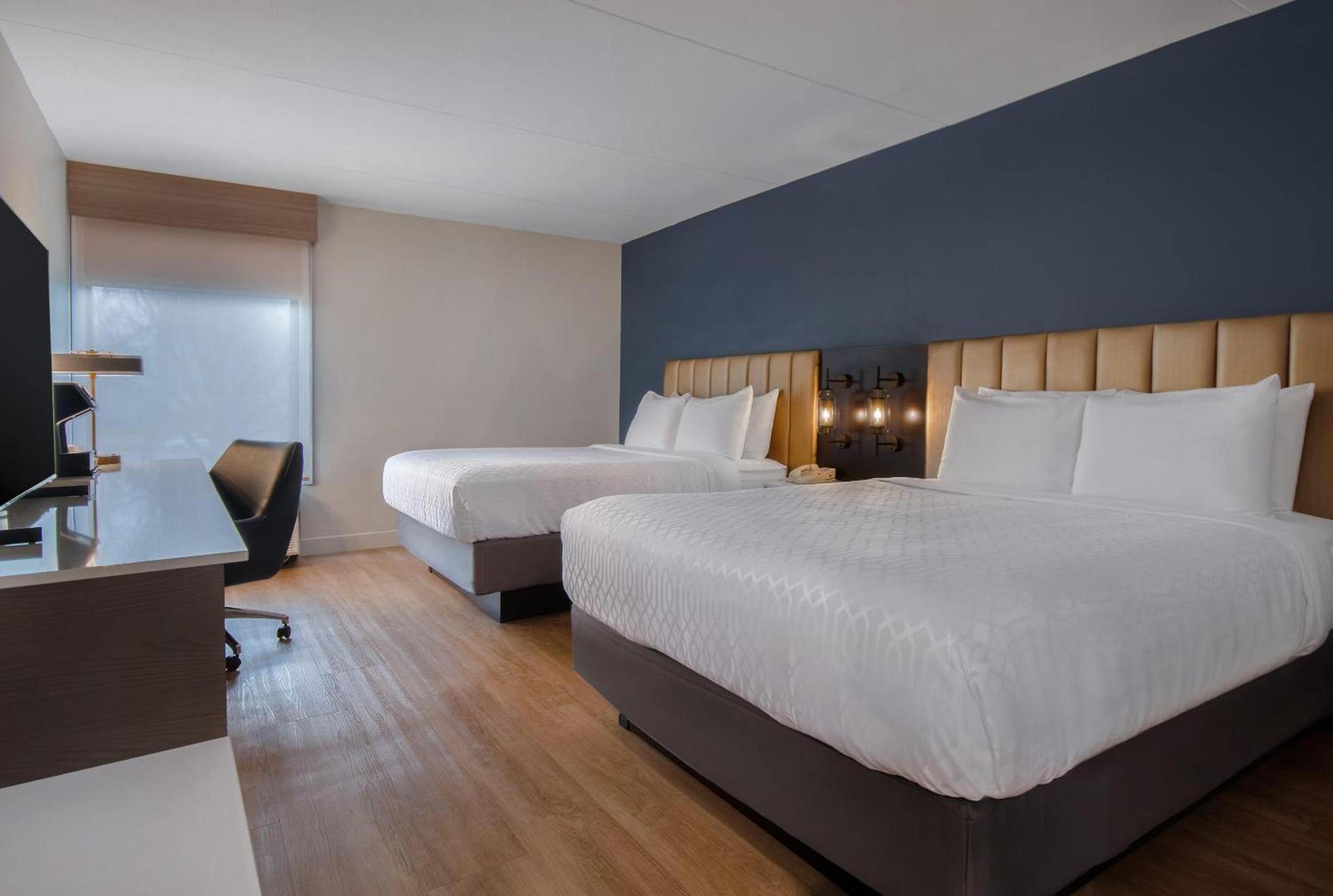 Best Western Plus Meadowlands photo 8