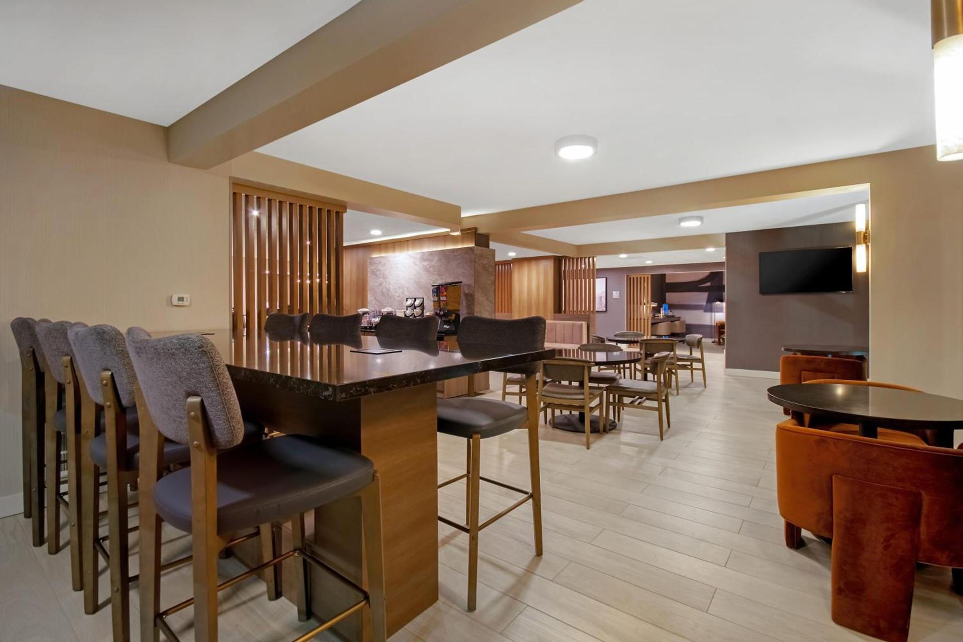 Best Western Plus Meadowlands photo 4