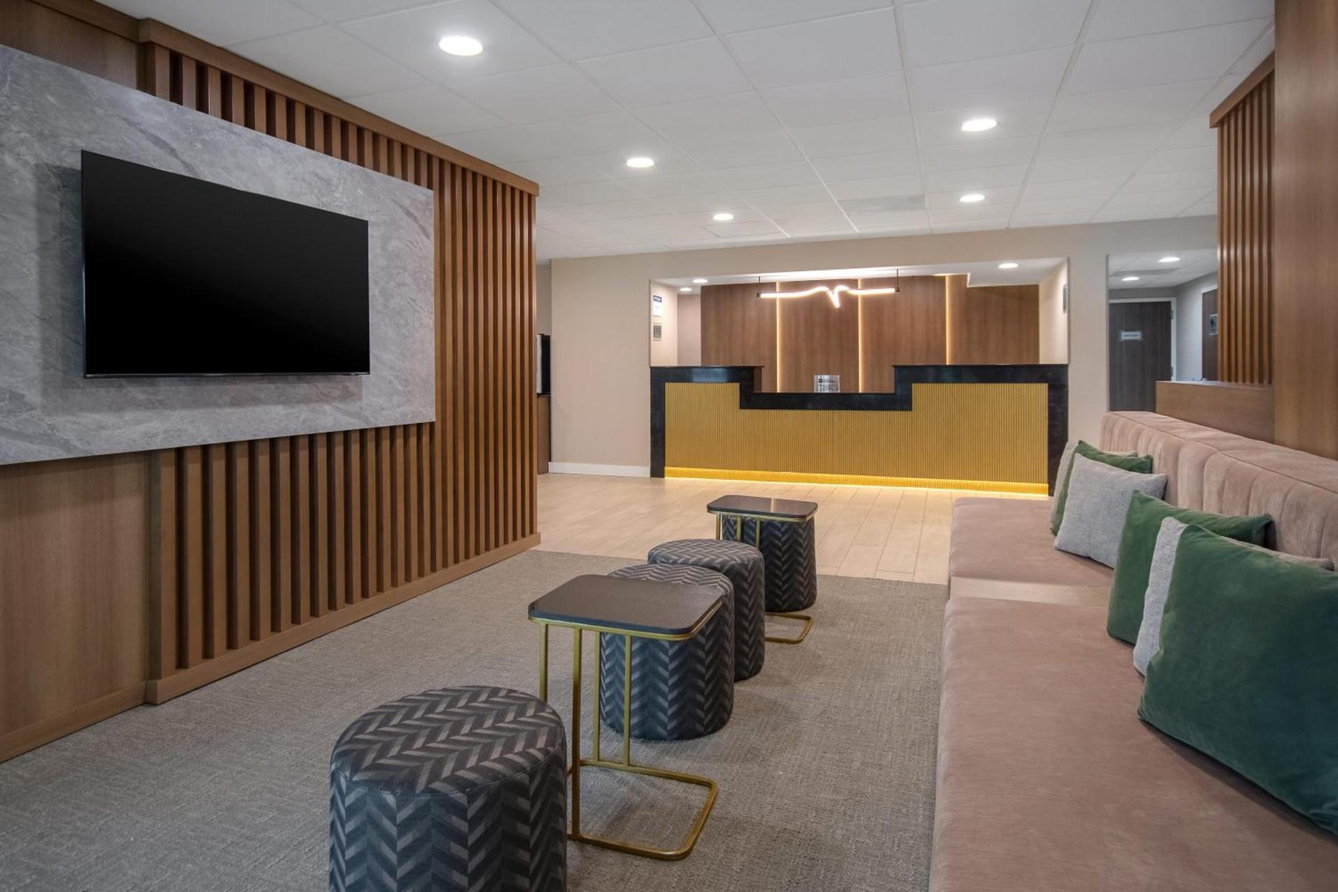 Best Western Plus Meadowlands photo 30