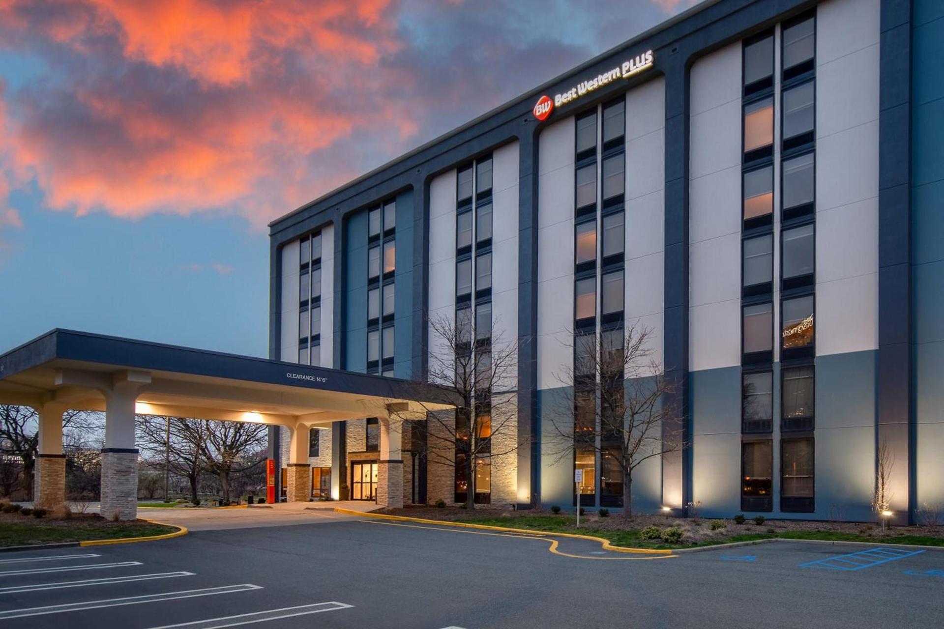 Best Western Plus Meadowlands photo 34