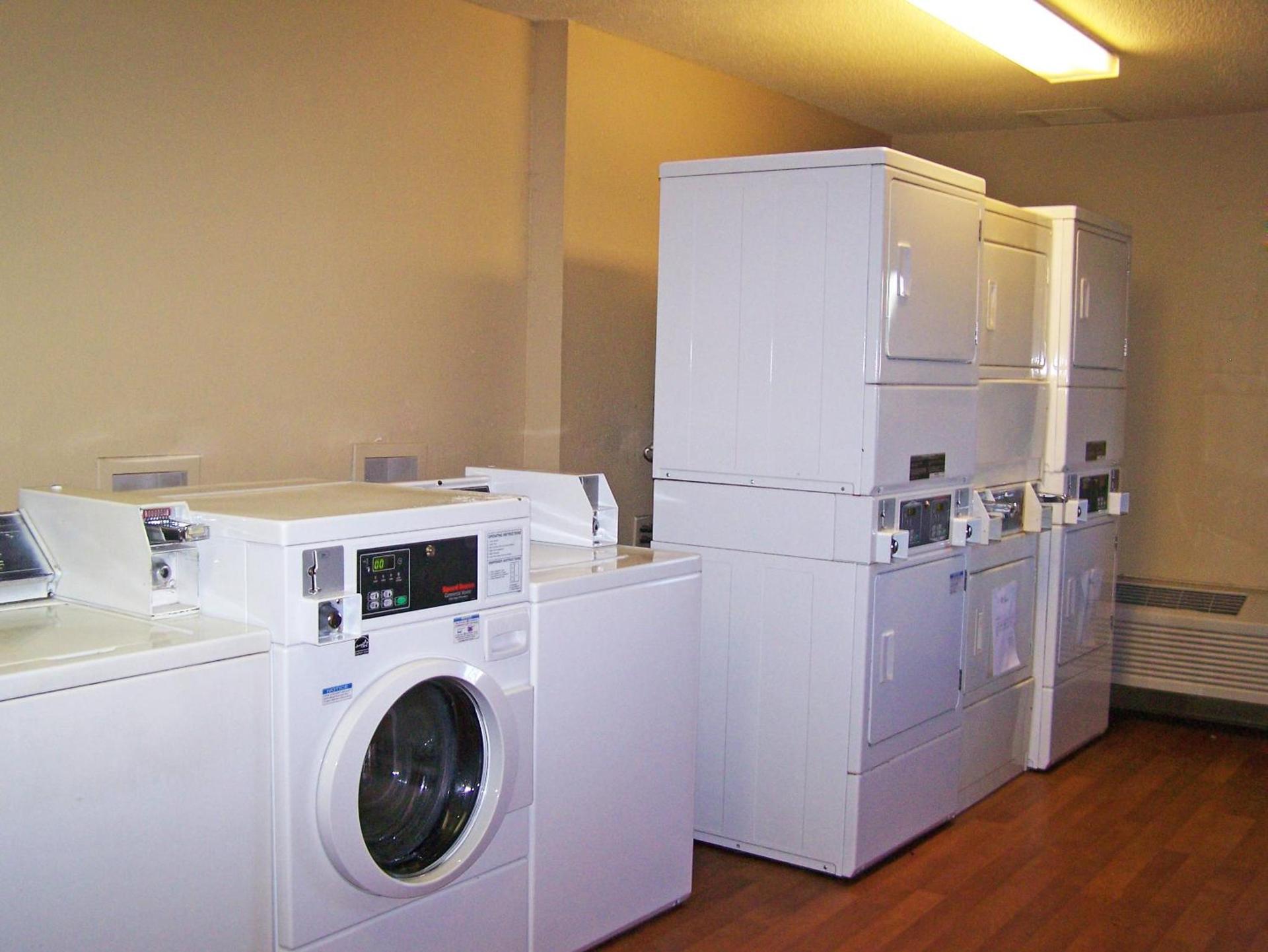 Extended Stay America Select Suites - Columbia - Ft Jackson photo 40
