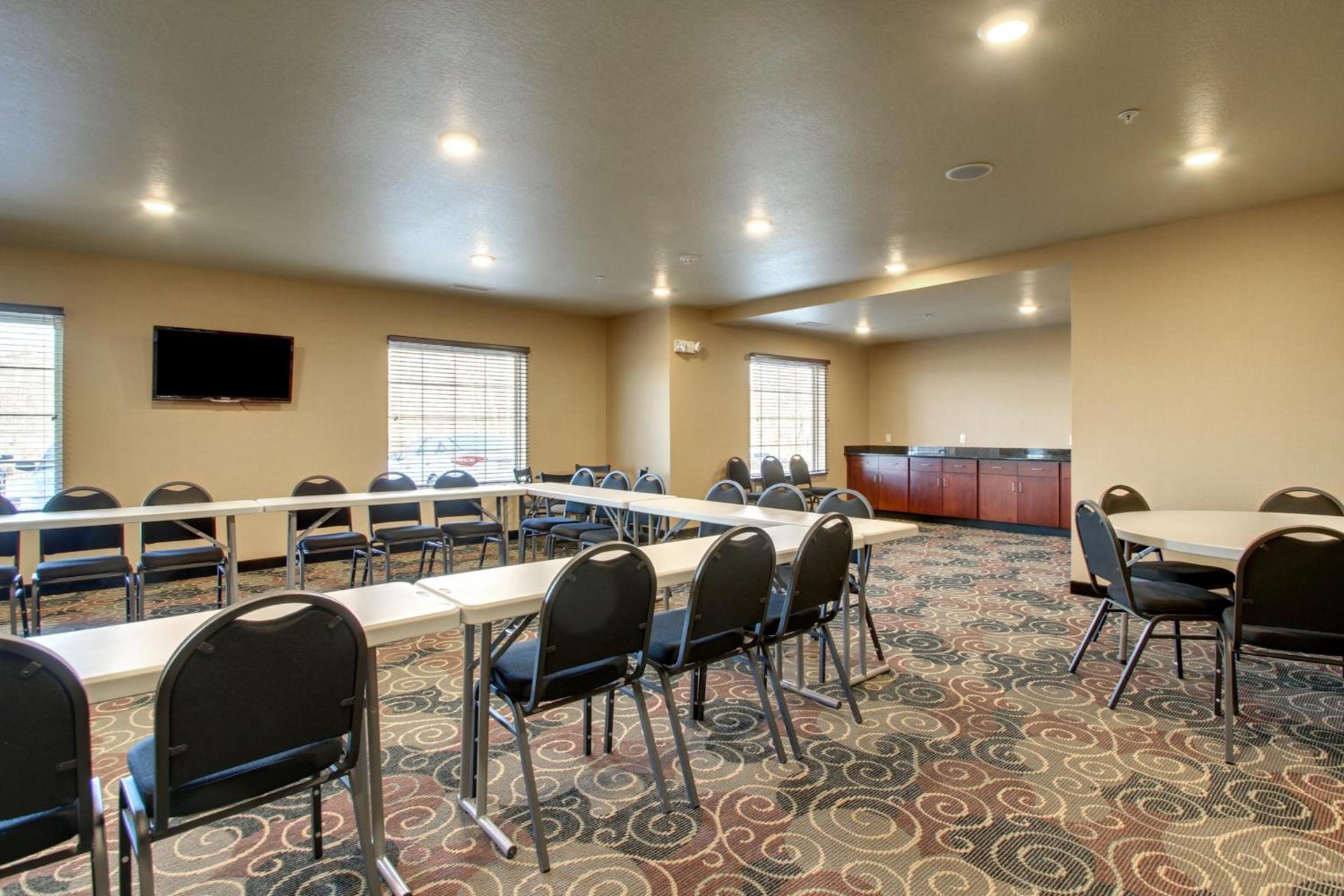 SureStay by Best Western Salem photo 12