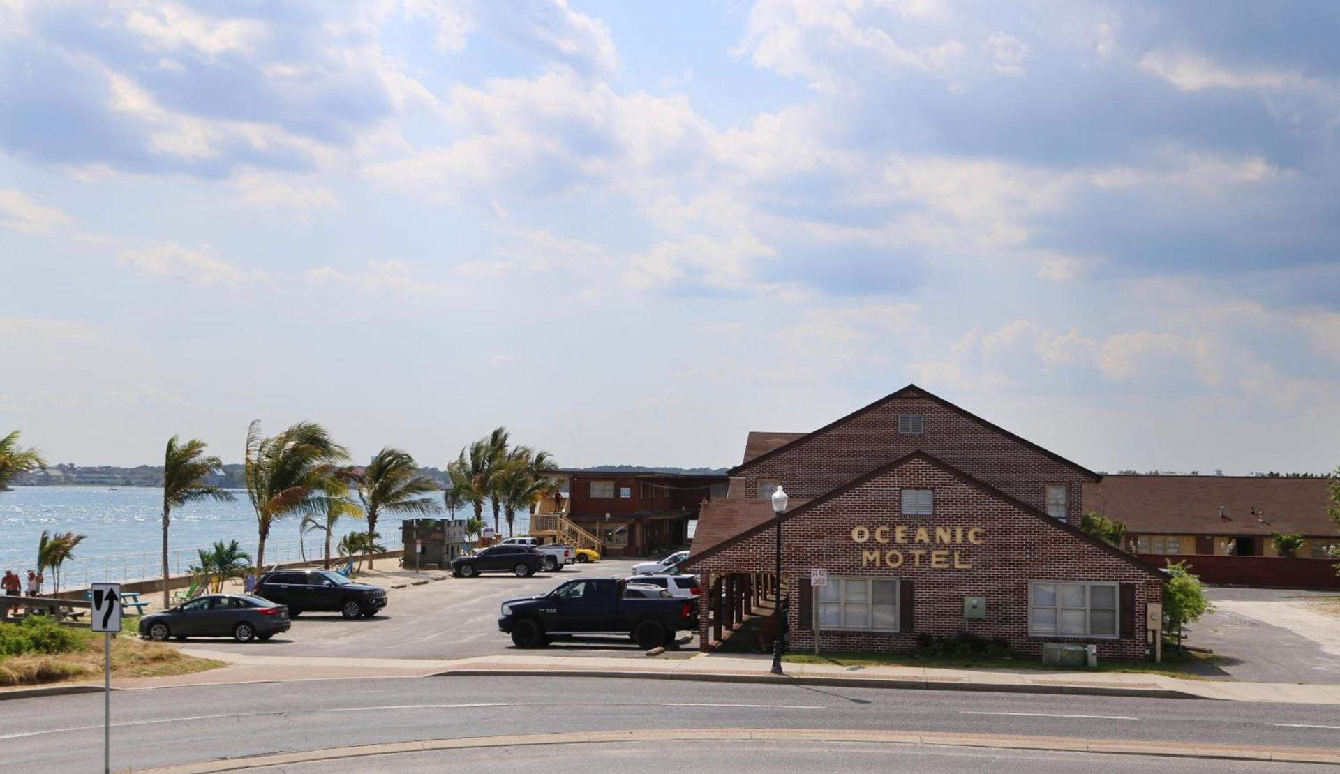 Oceanic Motel photo 57