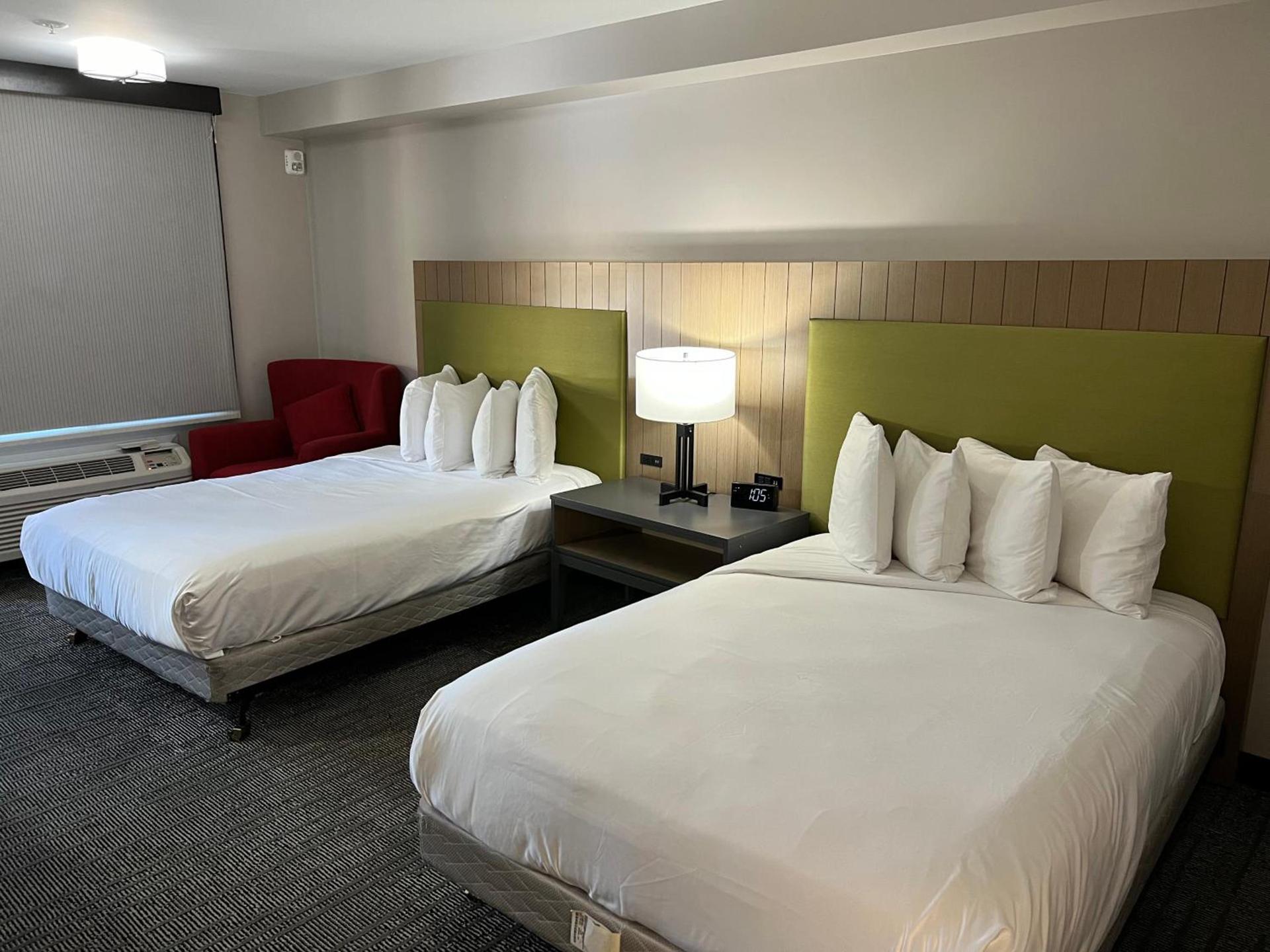 Country Inn & Suites by Radisson, Vallejo Napa Valley, CA photo 55