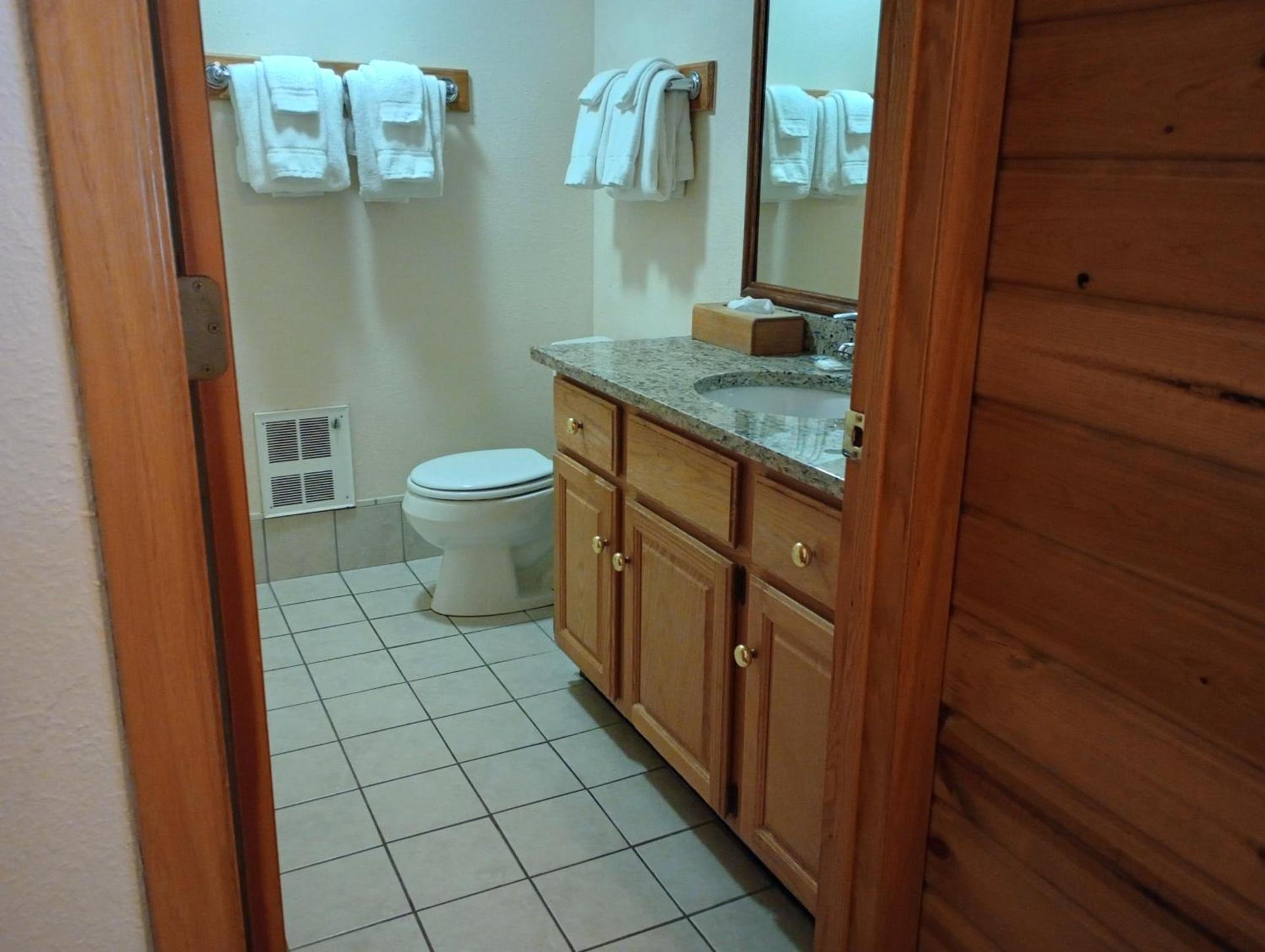 Centerstone Resort Lake-Aire photo 33