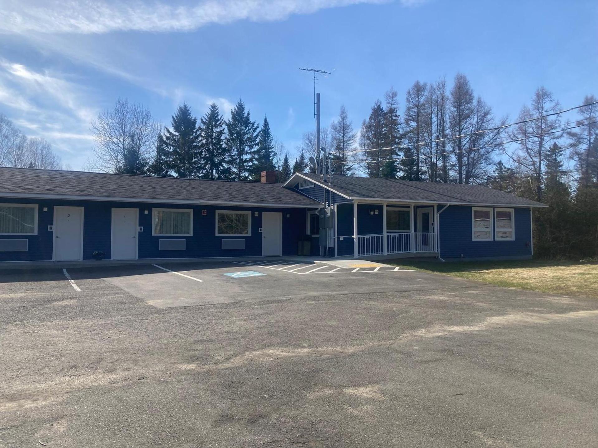 Wolastoq Inn And Suites photo 1