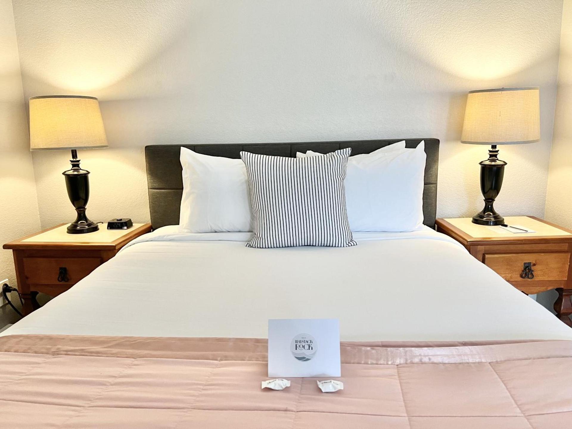 Inn at Haystack Rock photo 45