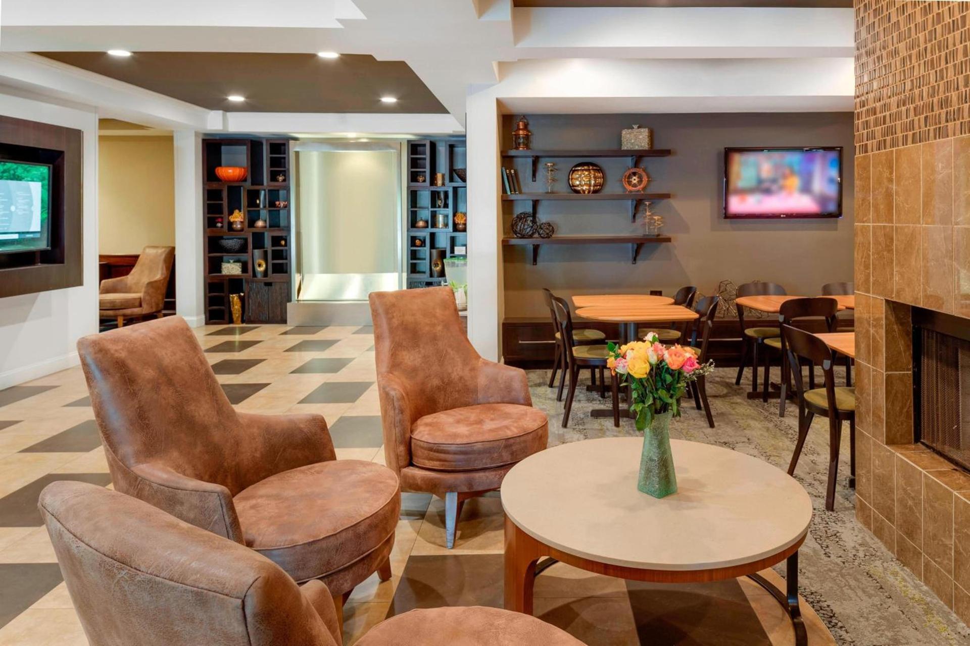 Courtyard by Marriott Portsmouth photo 29