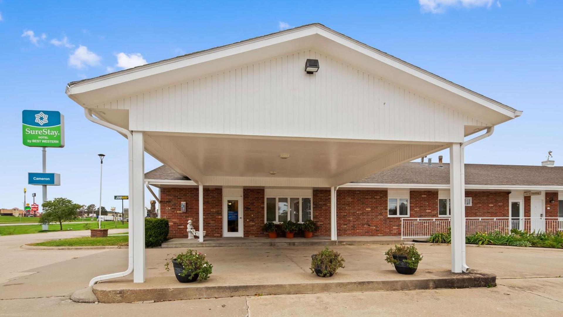SureStay by Best Western Cameron photo 2