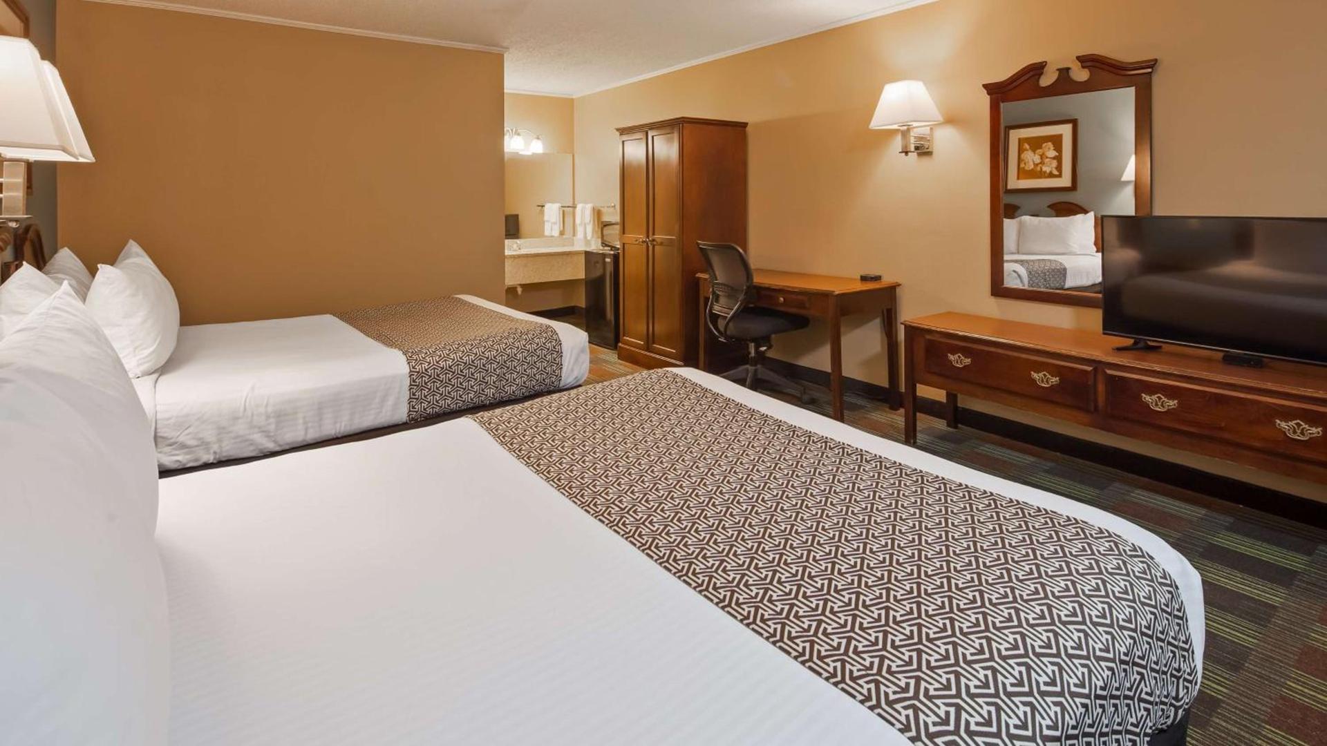 SureStay by Best Western Cameron photo 9