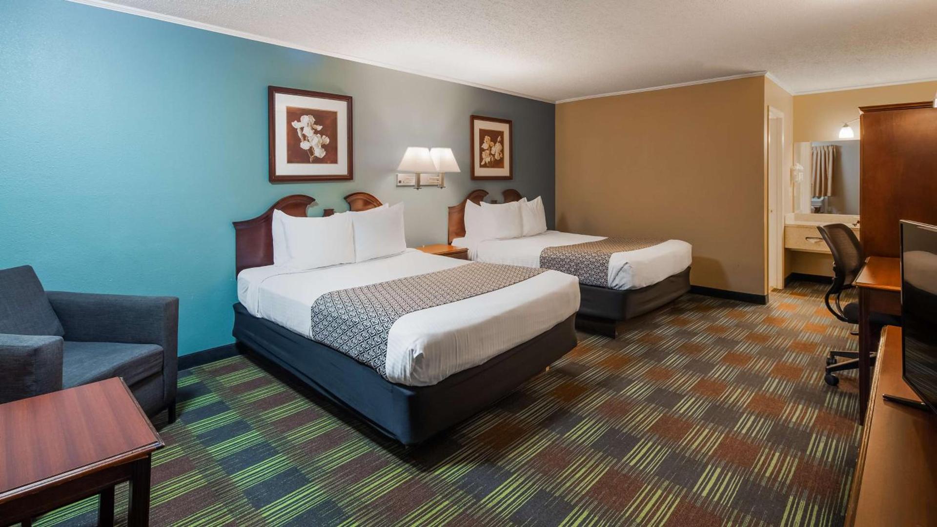 SureStay by Best Western Cameron photo 11