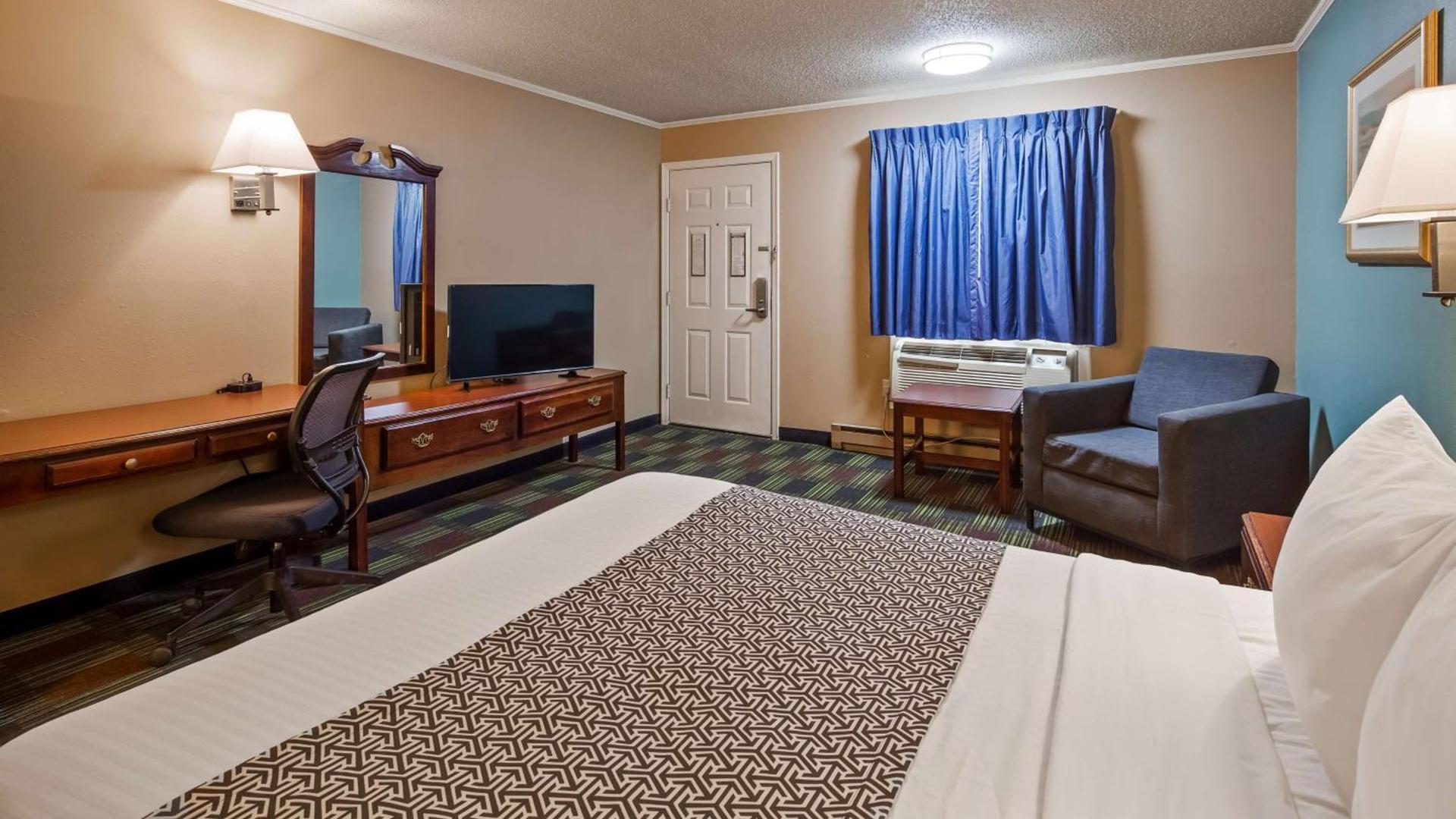 SureStay by Best Western Cameron photo 15