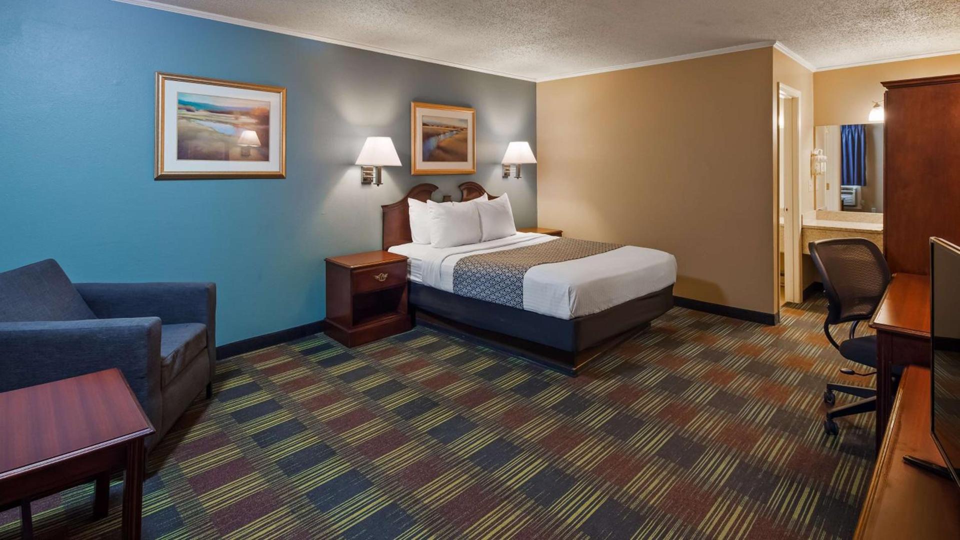 SureStay by Best Western Cameron photo 16