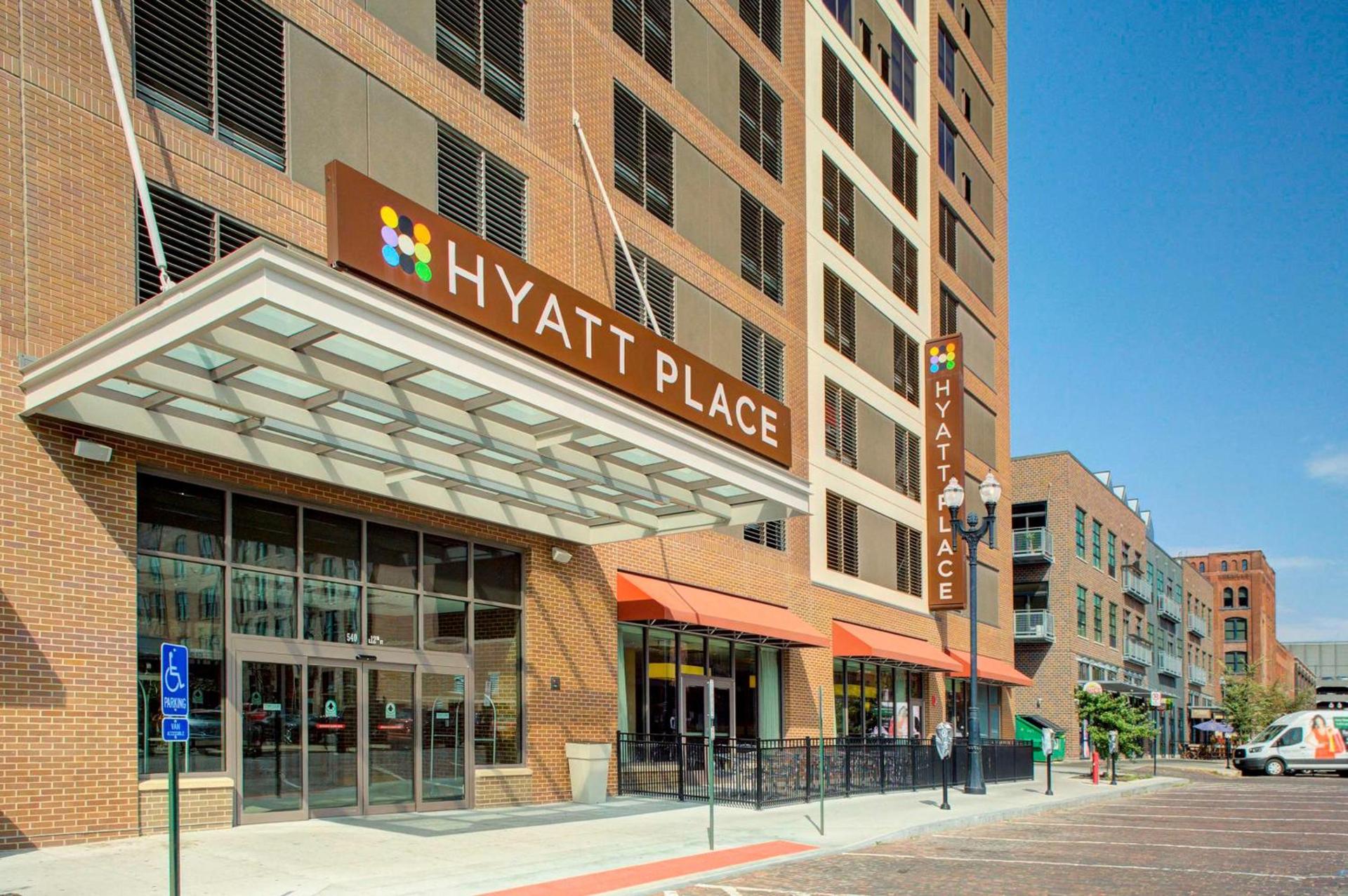 Hyatt Place Omaha/Downtown-Old Market photo 2