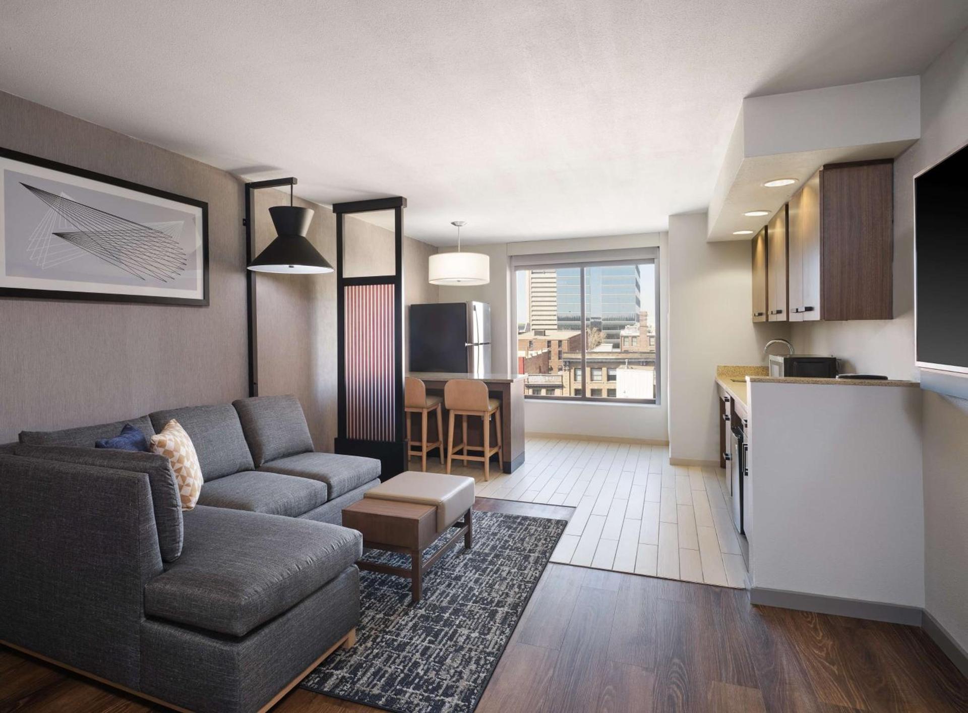 Hyatt Place Omaha/Downtown-Old Market photo 17