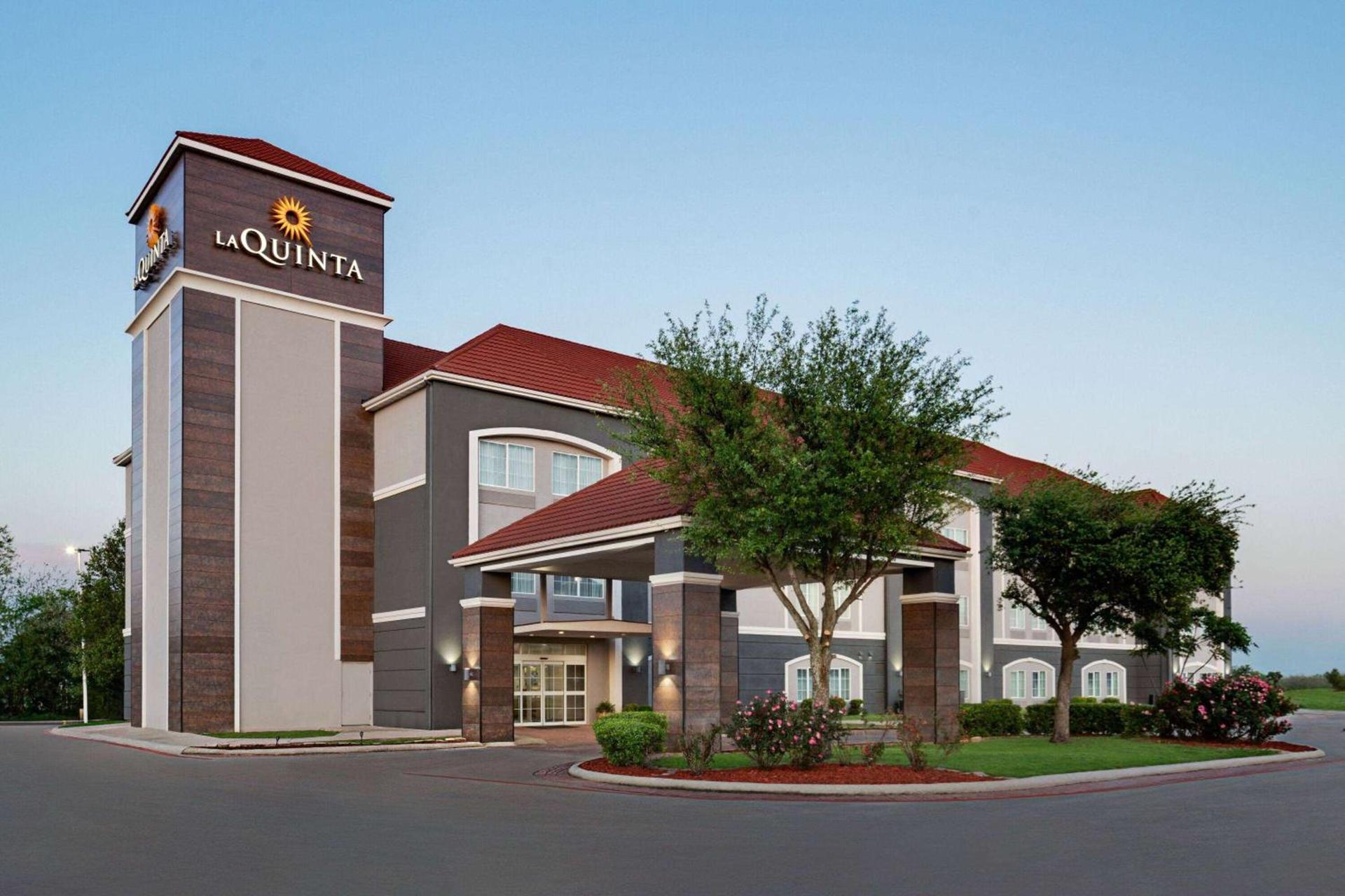 La Quinta by Wyndham Stephenville photo 2