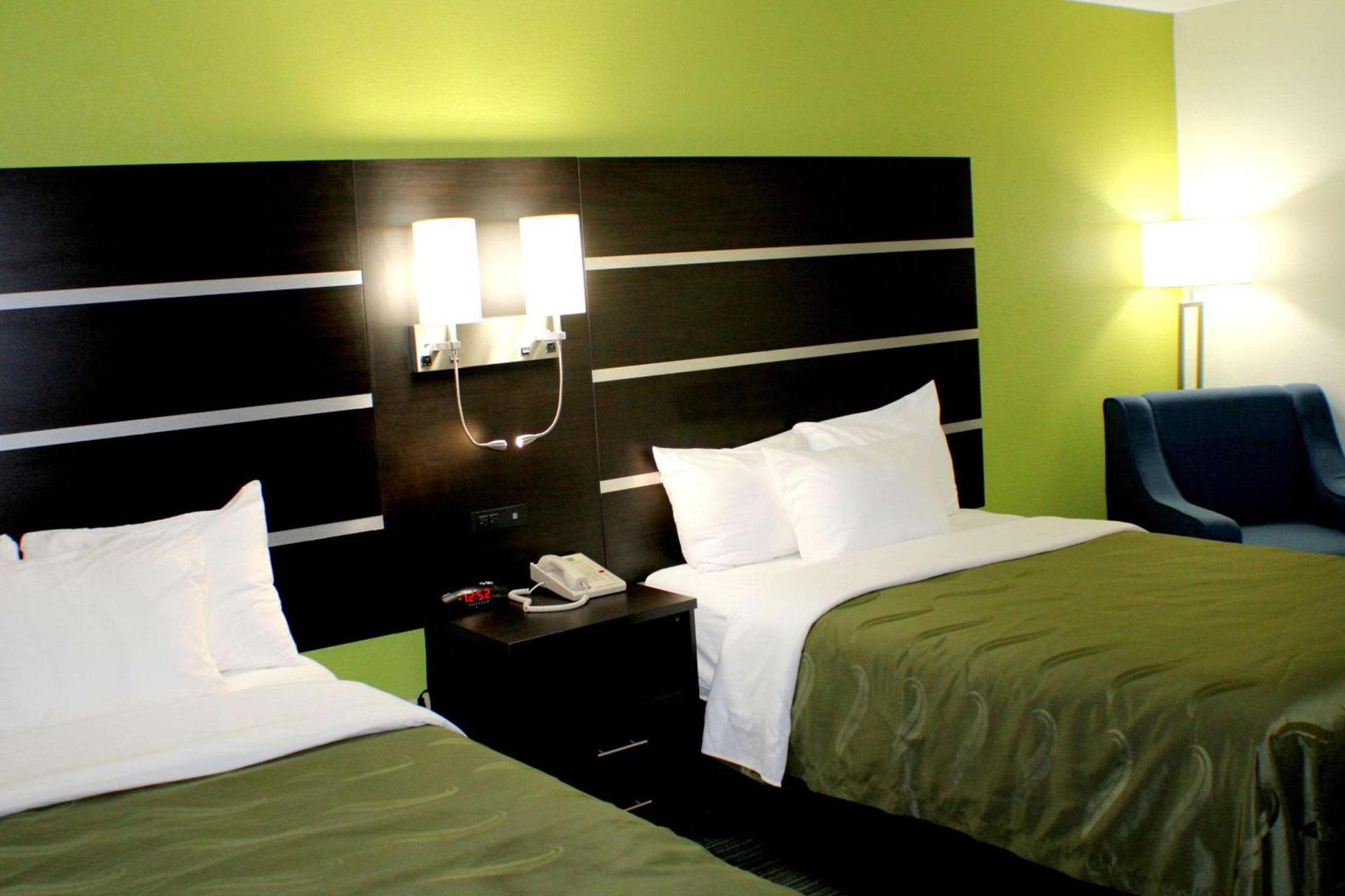 Quality Inn & Suites Bedford West photo 20