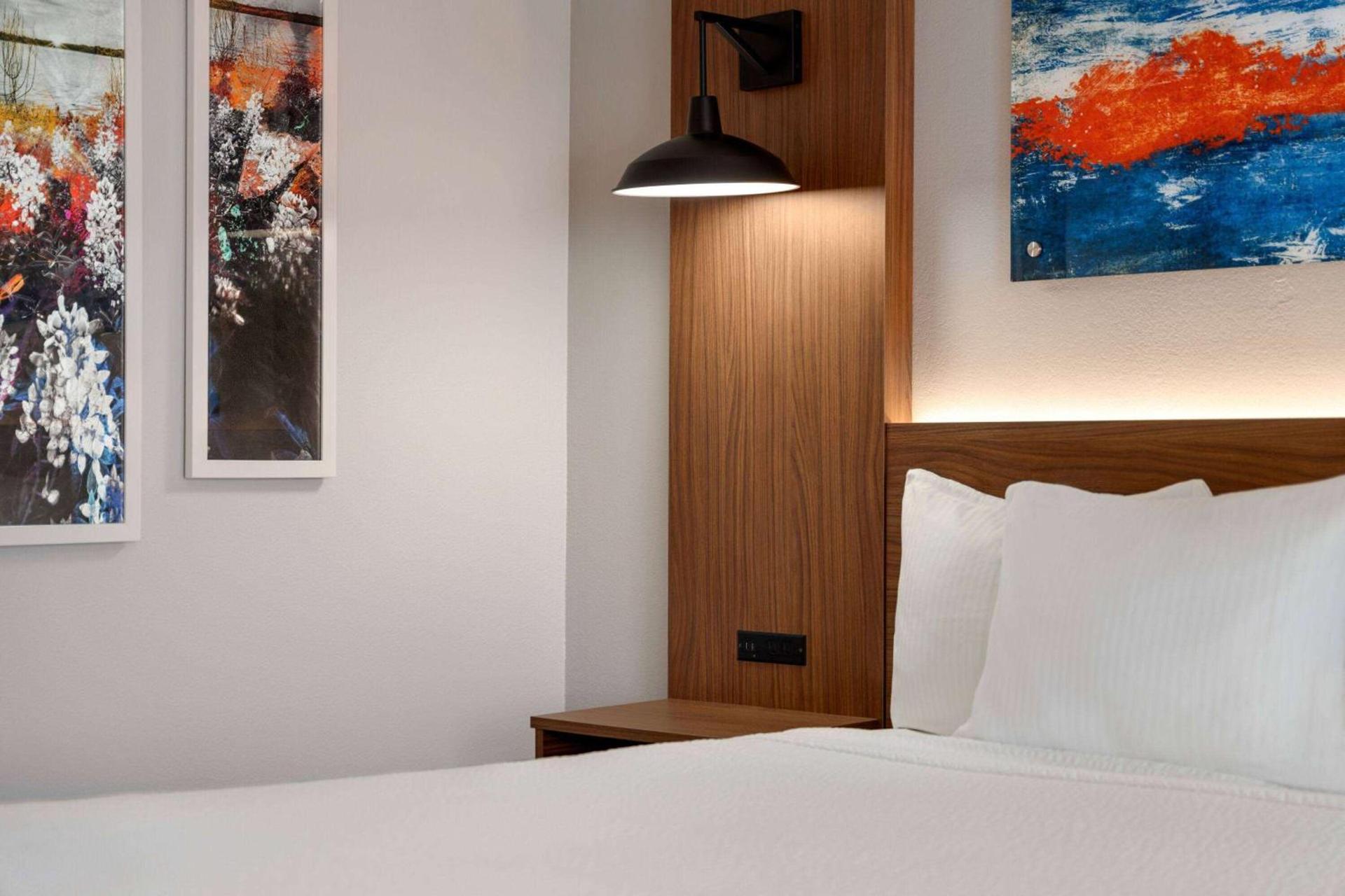 La Quinta by Wyndham Stephenville photo 10