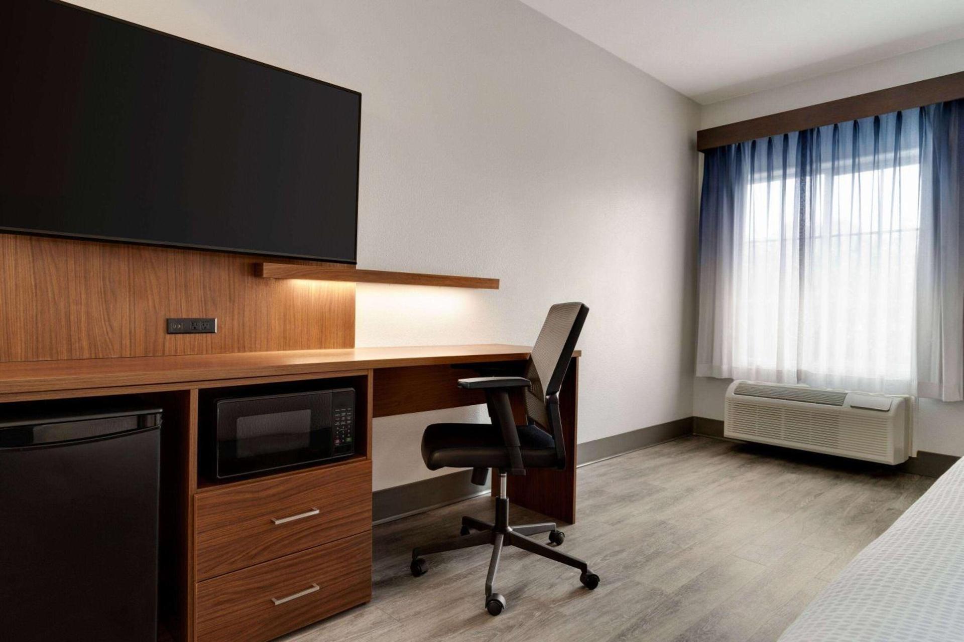La Quinta by Wyndham Stephenville photo 19
