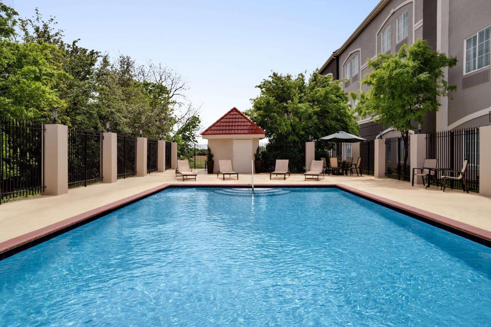 La Quinta by Wyndham Stephenville photo 34