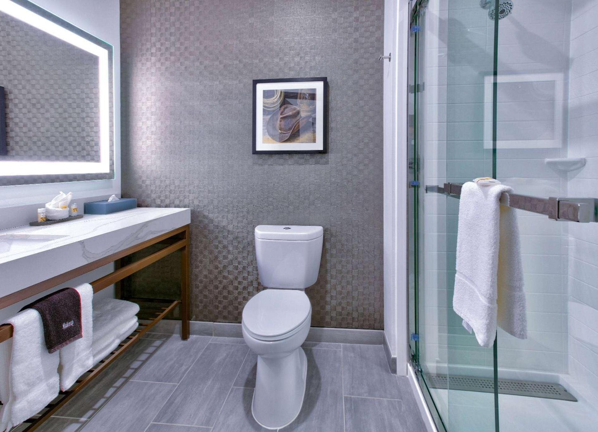 La Quinta Inn & Suites by Wyndham Terrell photo 24