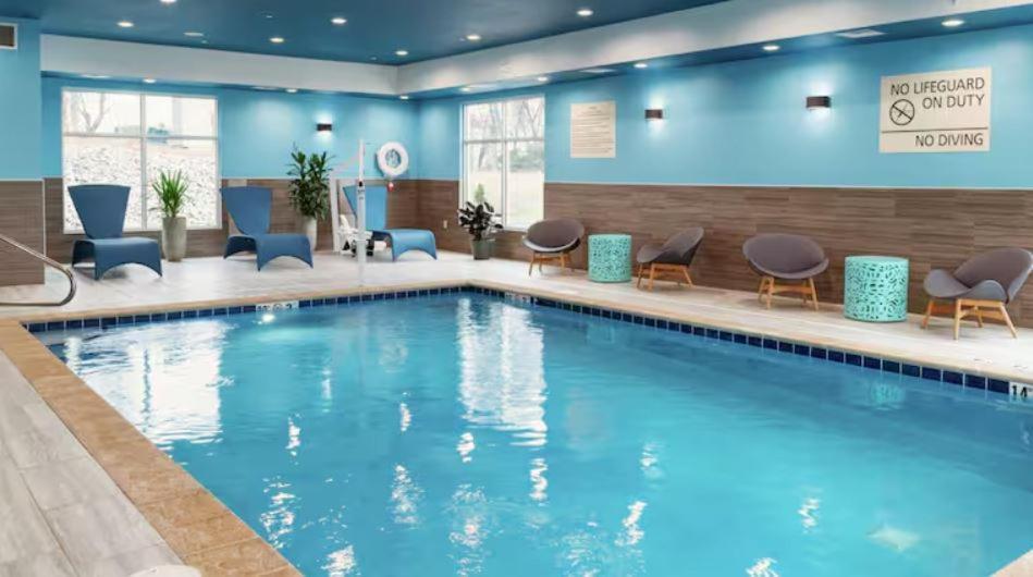 Hampton Inn St Ignace Lakefront Mackinac photo 1