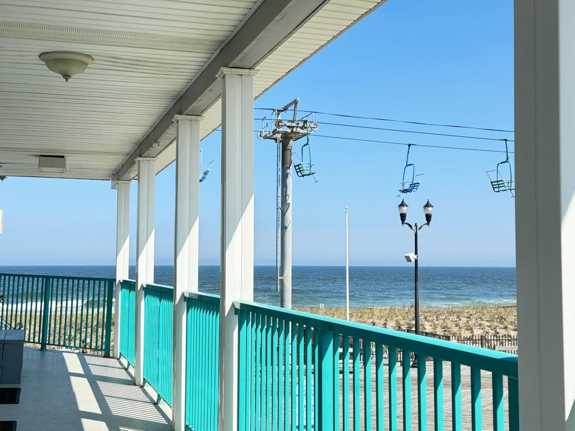 Boardwalk Sand & Surf Beach Hotel Oceanfront photo 44