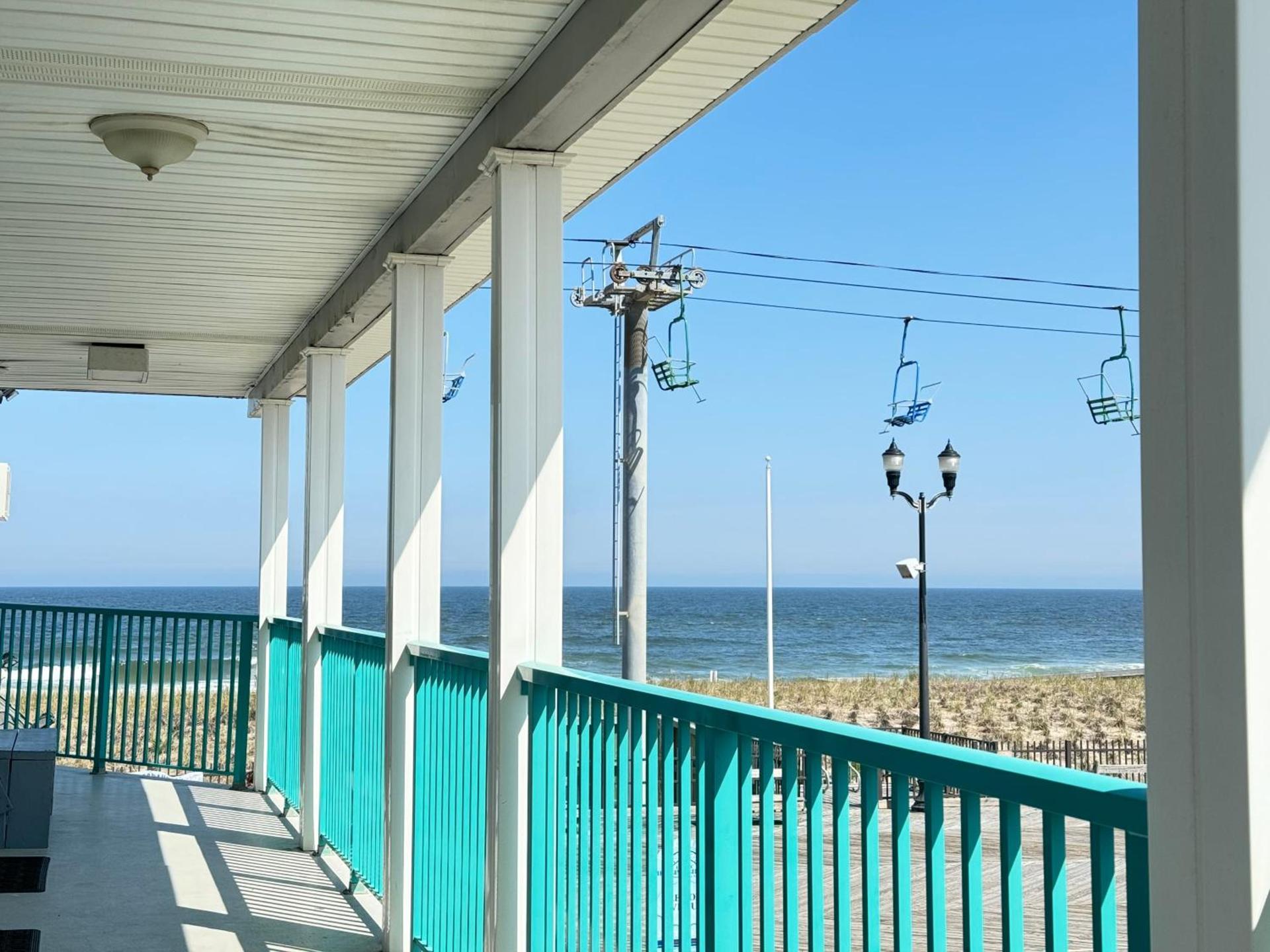 Boardwalk Sand & Surf Beach Hotel Oceanfront photo 45