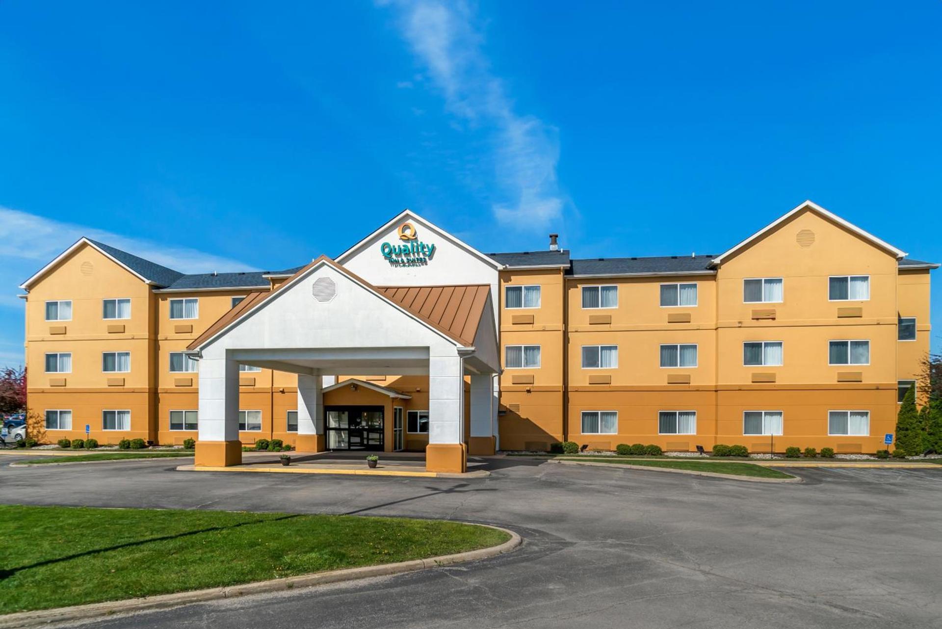 Quality Inn & Suites photo 37