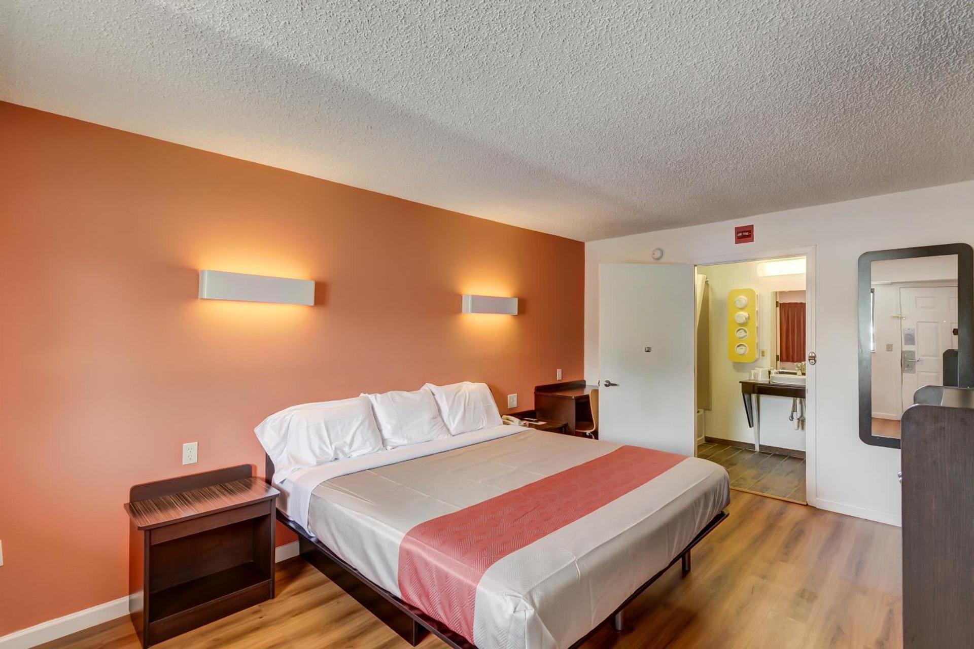 Motel 6-Berea, KY photo 17