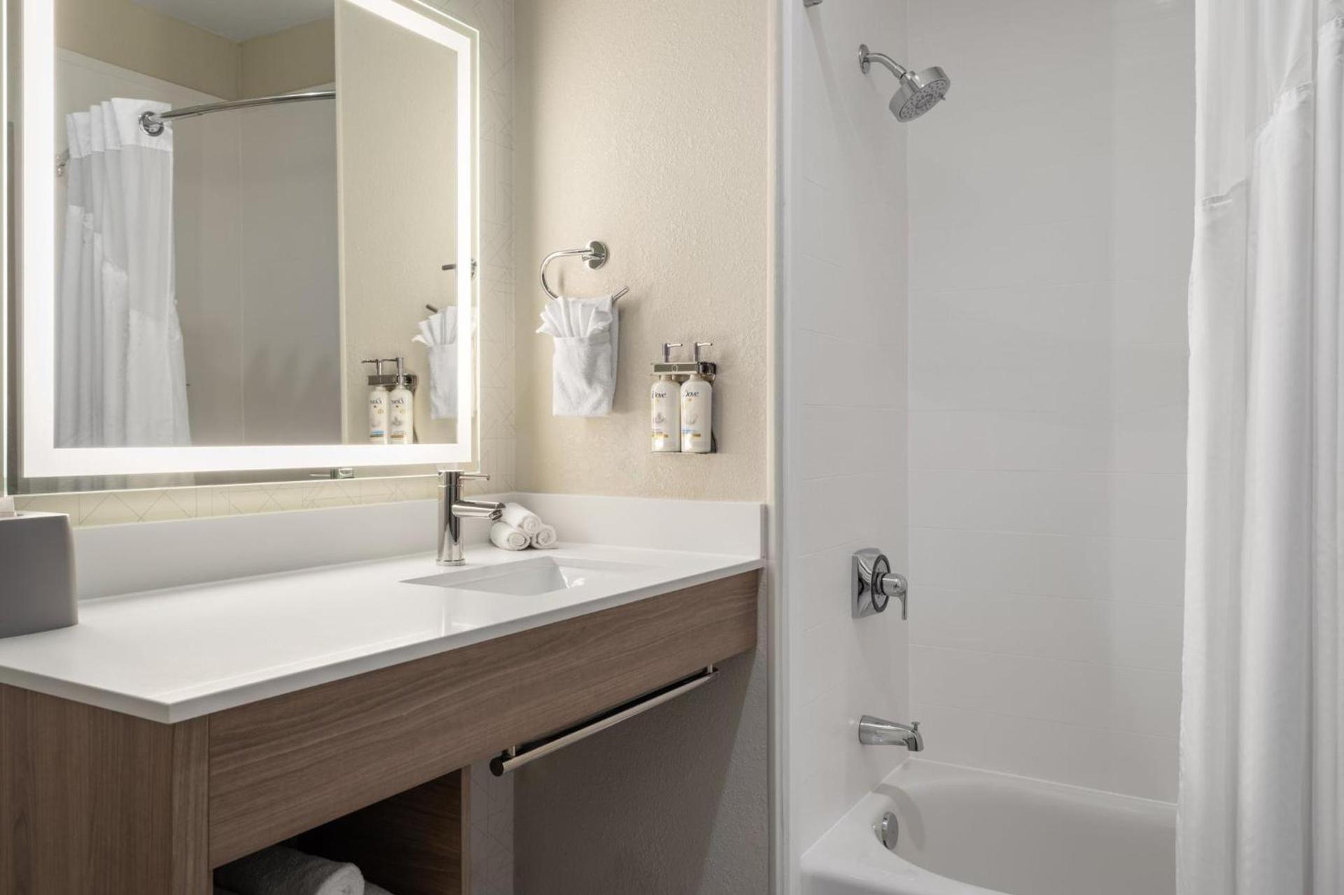 Holiday Inn Express & Suites American Fork - North Provo by IHG photo 43