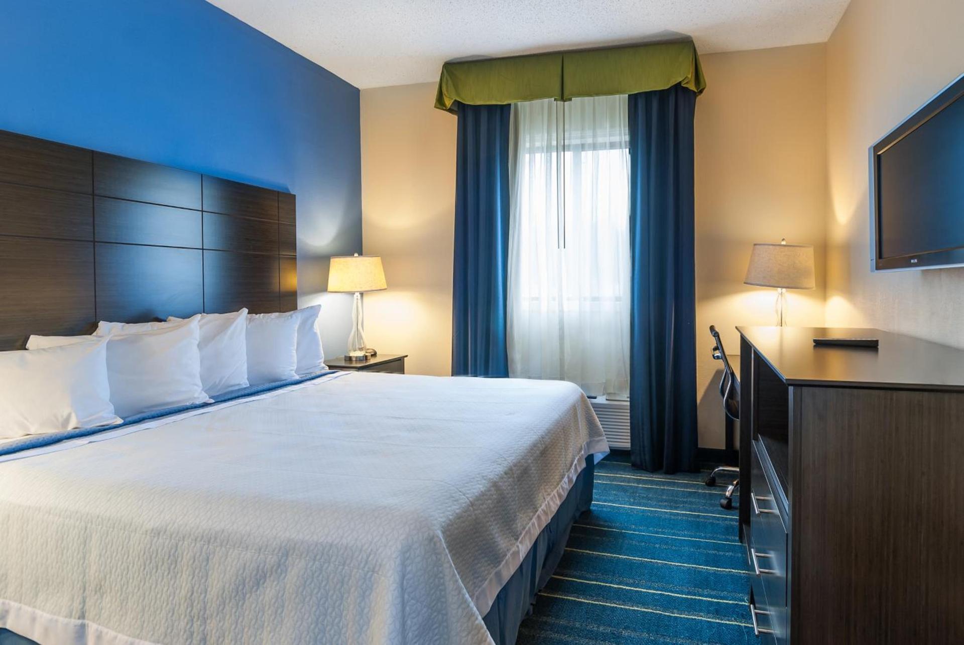 Days Inn by Wyndham Tamworth photo 33
